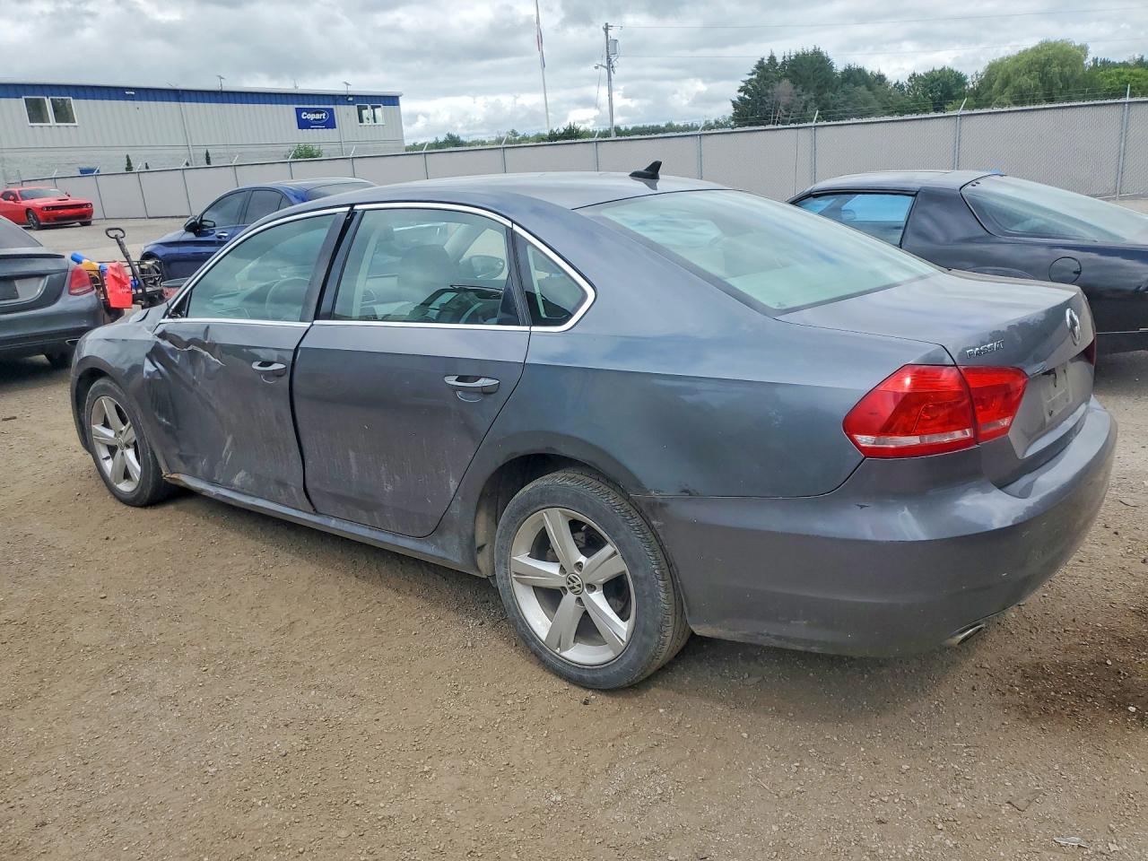 2012 Volkswagen Passat Se Серый vin: 1VWBN7A35CC029540