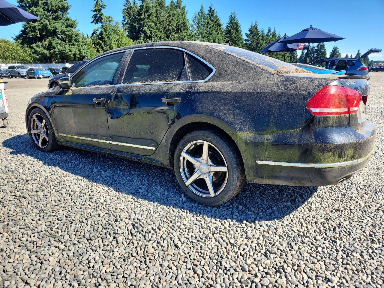 2013 Volkswagen Passat Se Black vin: 1VWBN7A35DC068565