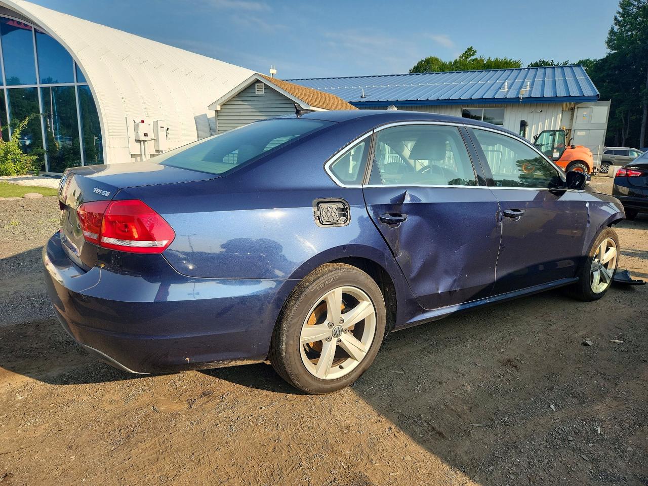 2013 Volkswagen Passat Se Blue vin: 1VWBN7A35DC144544