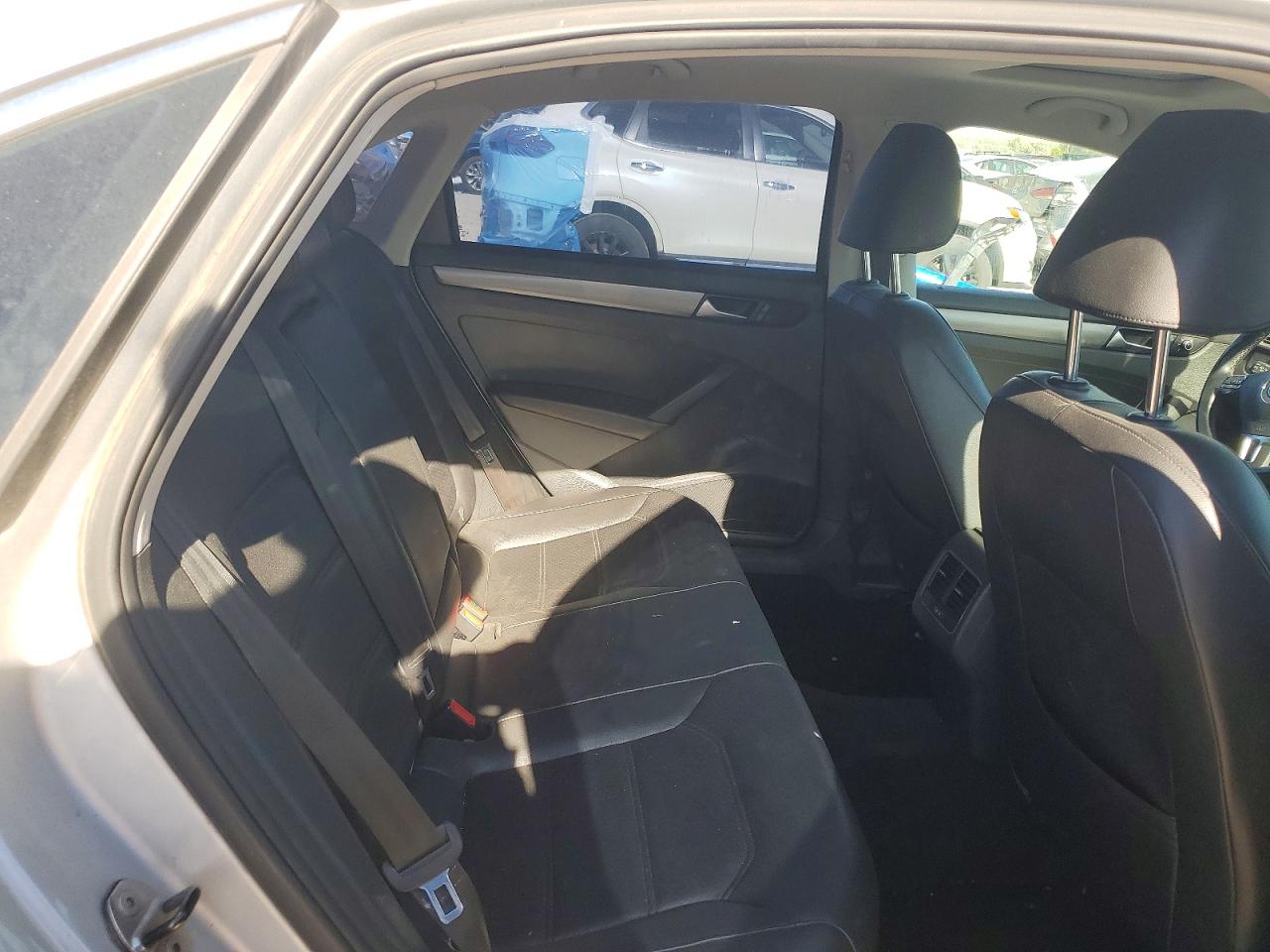 2014 Volkswagen Passat Se Silver vin: 1VWBN7A35EC102263