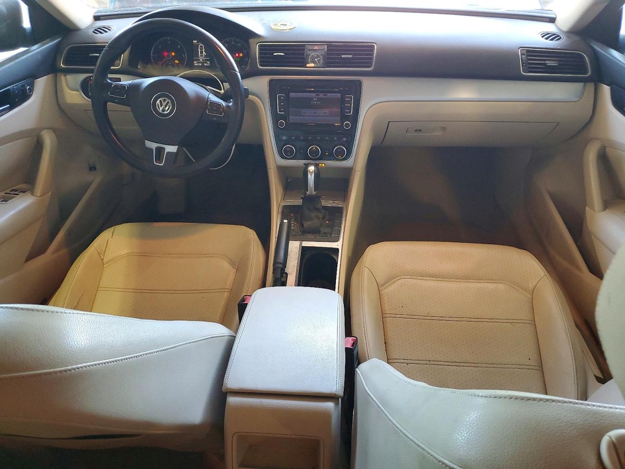 2012 Volkswagen Passat Se Blue vin: 1VWBN7A36CC025609