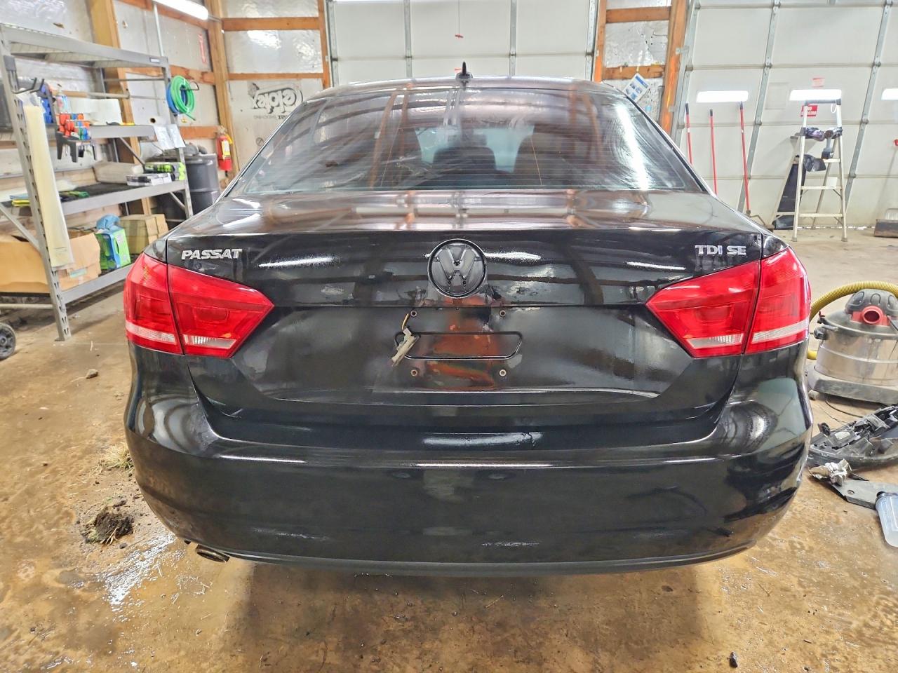2012 Volkswagen Passat Se Black vin: 1VWBN7A36CC086068