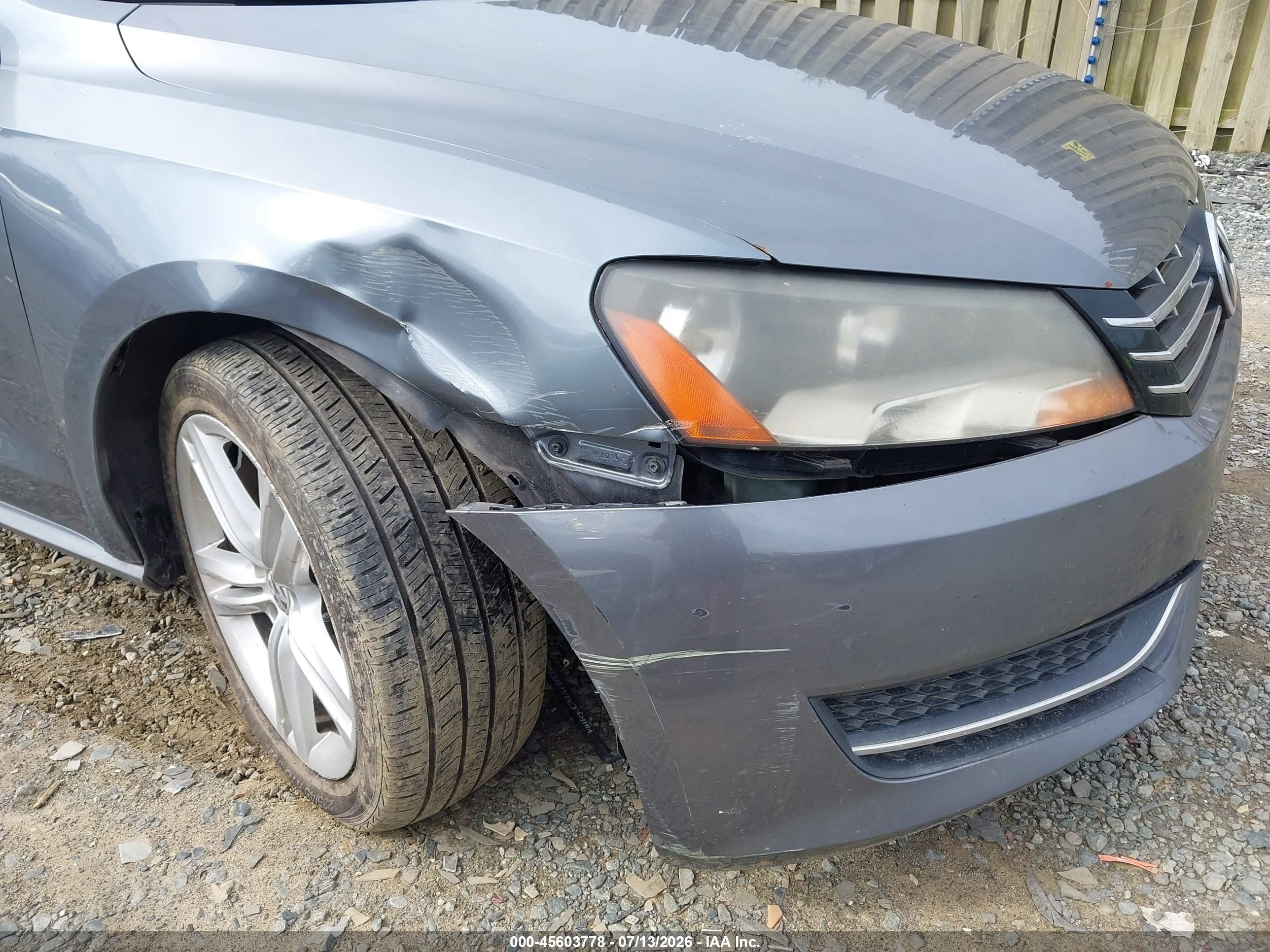 2014 Volkswagen Passat Se Gray vin: 1VWBN7A36EC024706