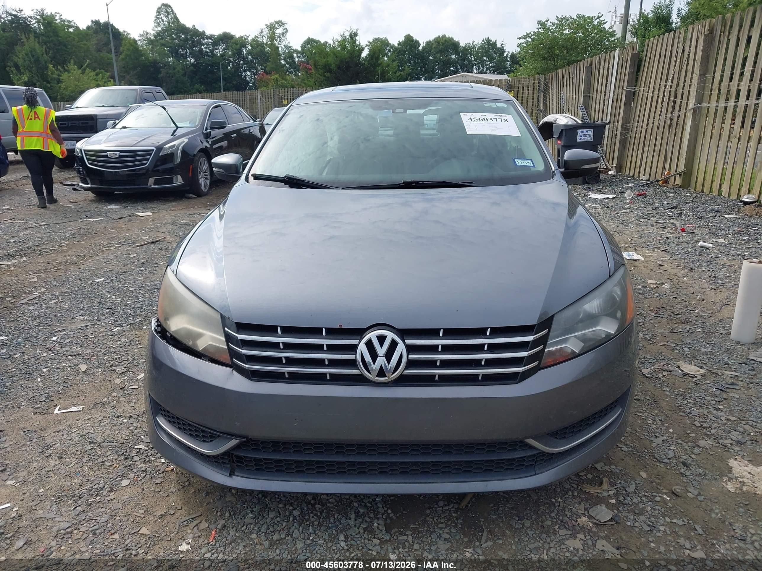 2014 Volkswagen Passat Se Gray vin: 1VWBN7A36EC024706