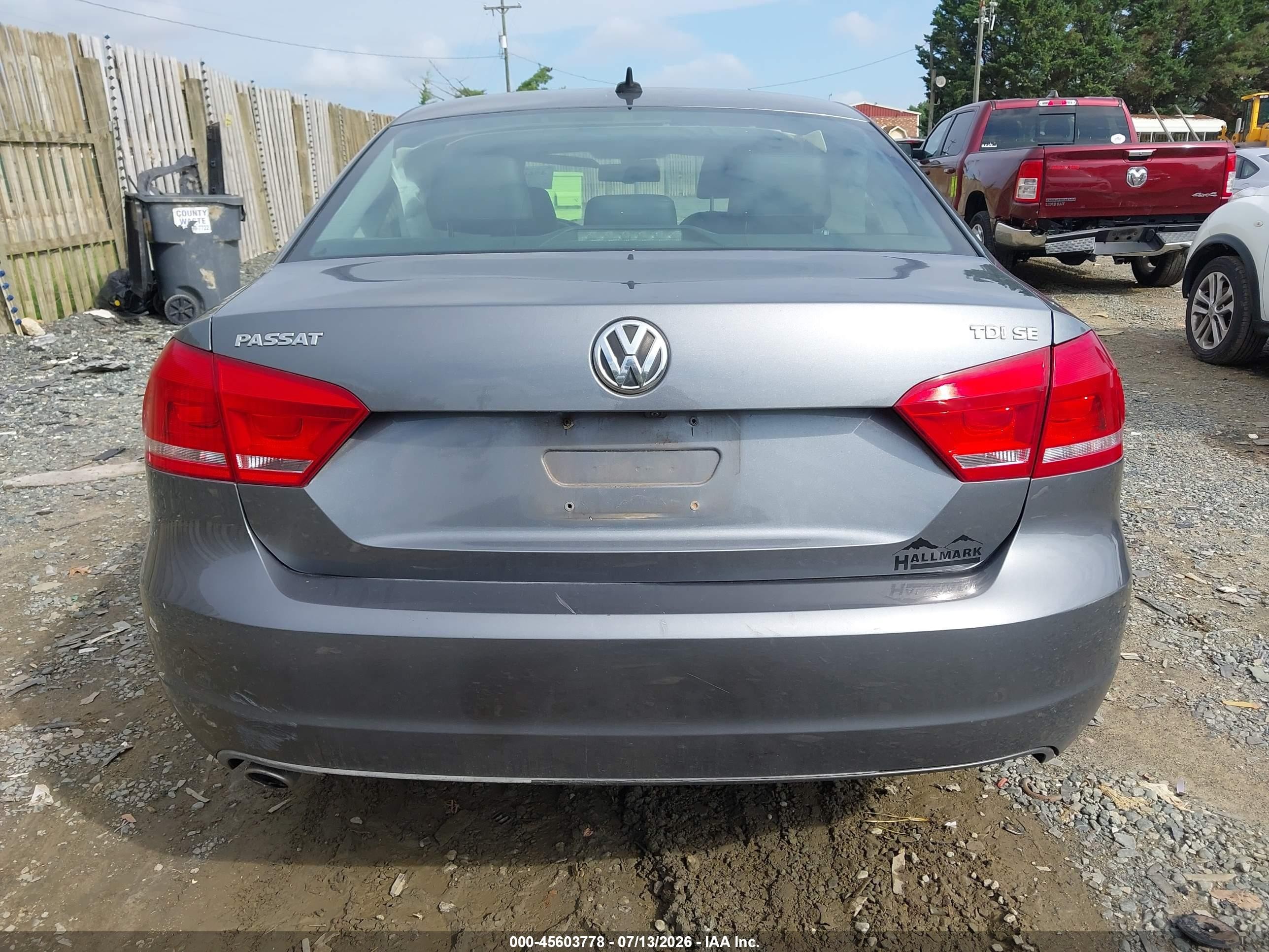 2014 Volkswagen Passat Se Gray vin: 1VWBN7A36EC024706