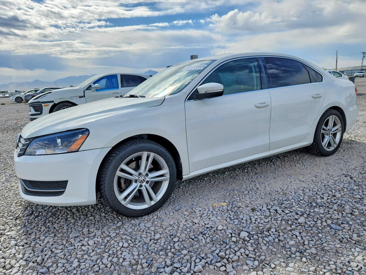1VWBN7A36EC052800