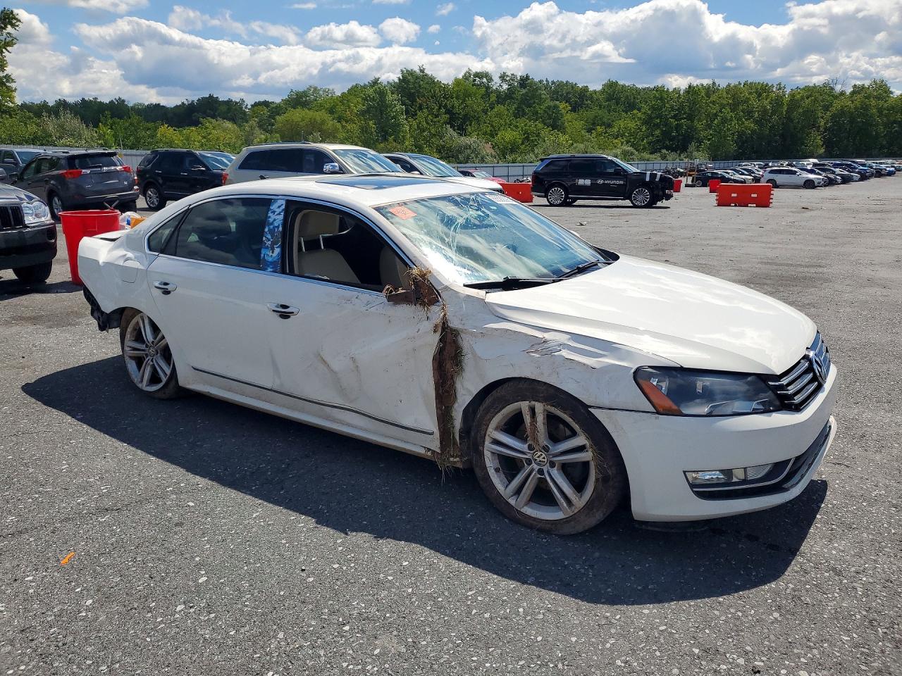 2014 Volkswagen Passat Se White vin: 1VWBN7A36EC066244