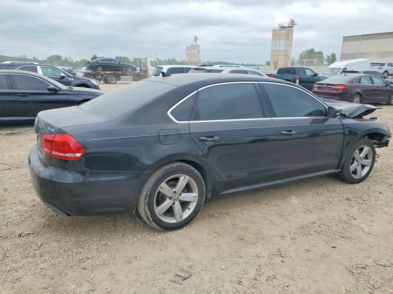 2013 Volkswagen Passat Se Gray vin: 1VWBN7A37DC097405