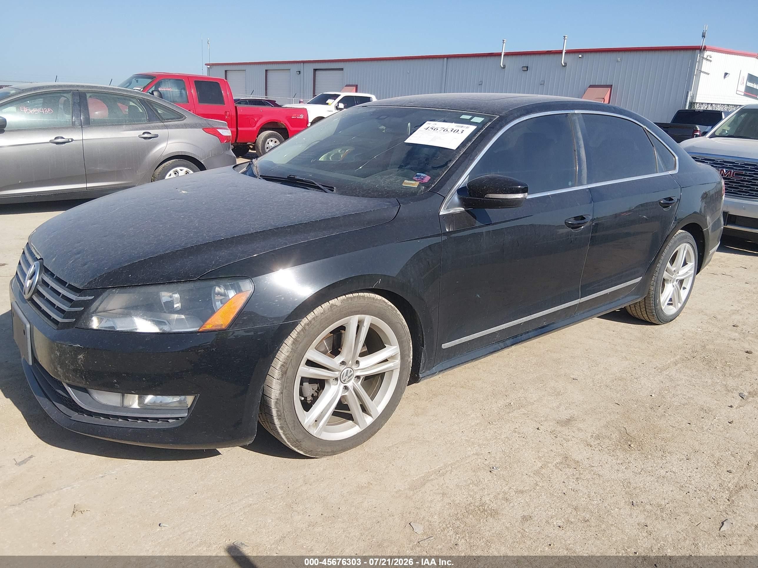 2013 Volkswagen Passat 2.0l Tdi Se Black vin: 1VWBN7A37DC109424