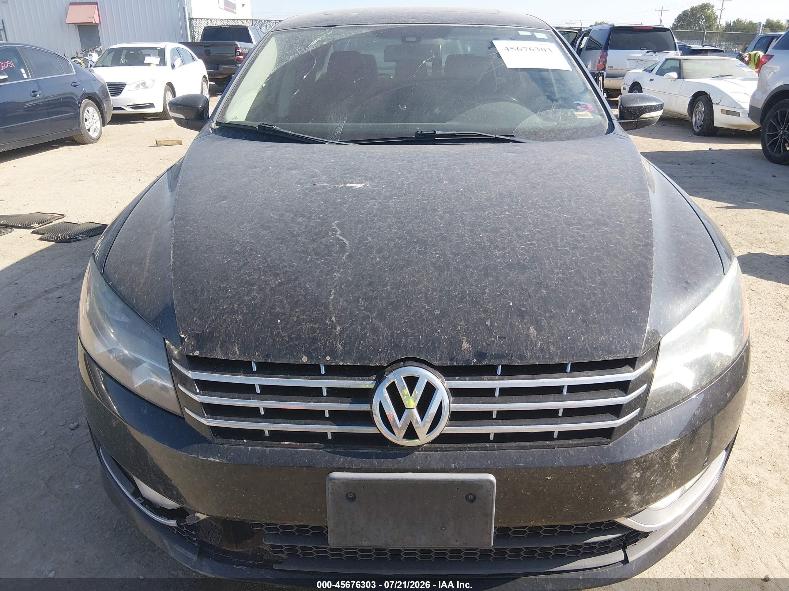 2013 Volkswagen Passat 2.0l Tdi Se Black vin: 1VWBN7A37DC109424