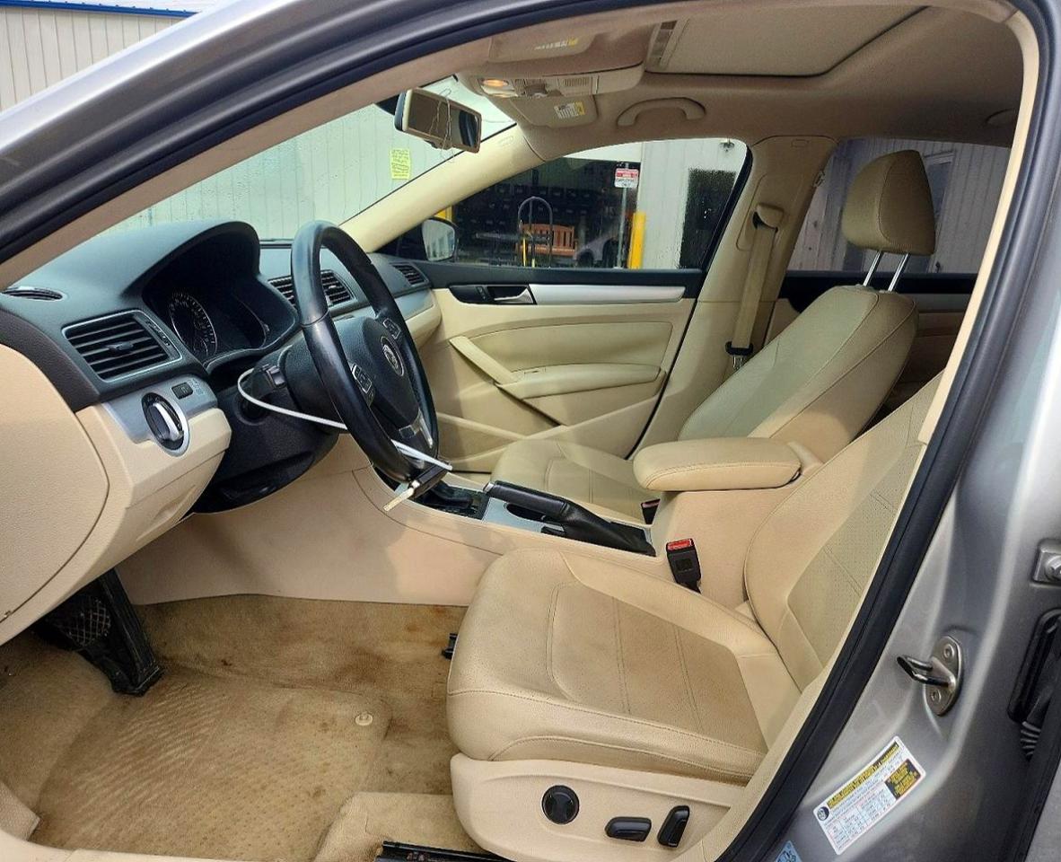 2013 Volkswagen Passat Se Серый vin: 1VWBN7A37DC112002