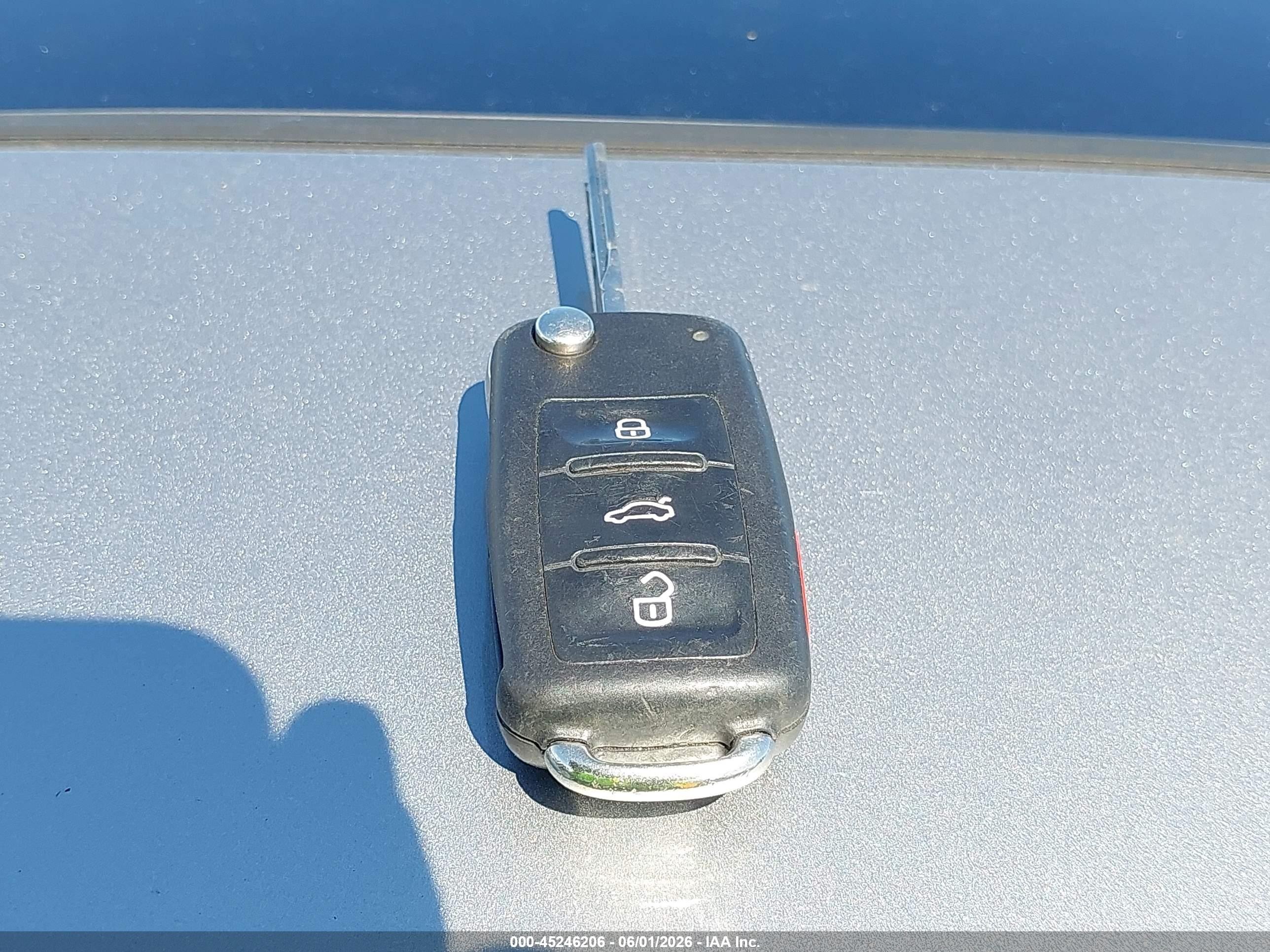2014 Volkswagen Passat 2.0l Tdi Se Silver vin: 1VWBN7A37EC051087
