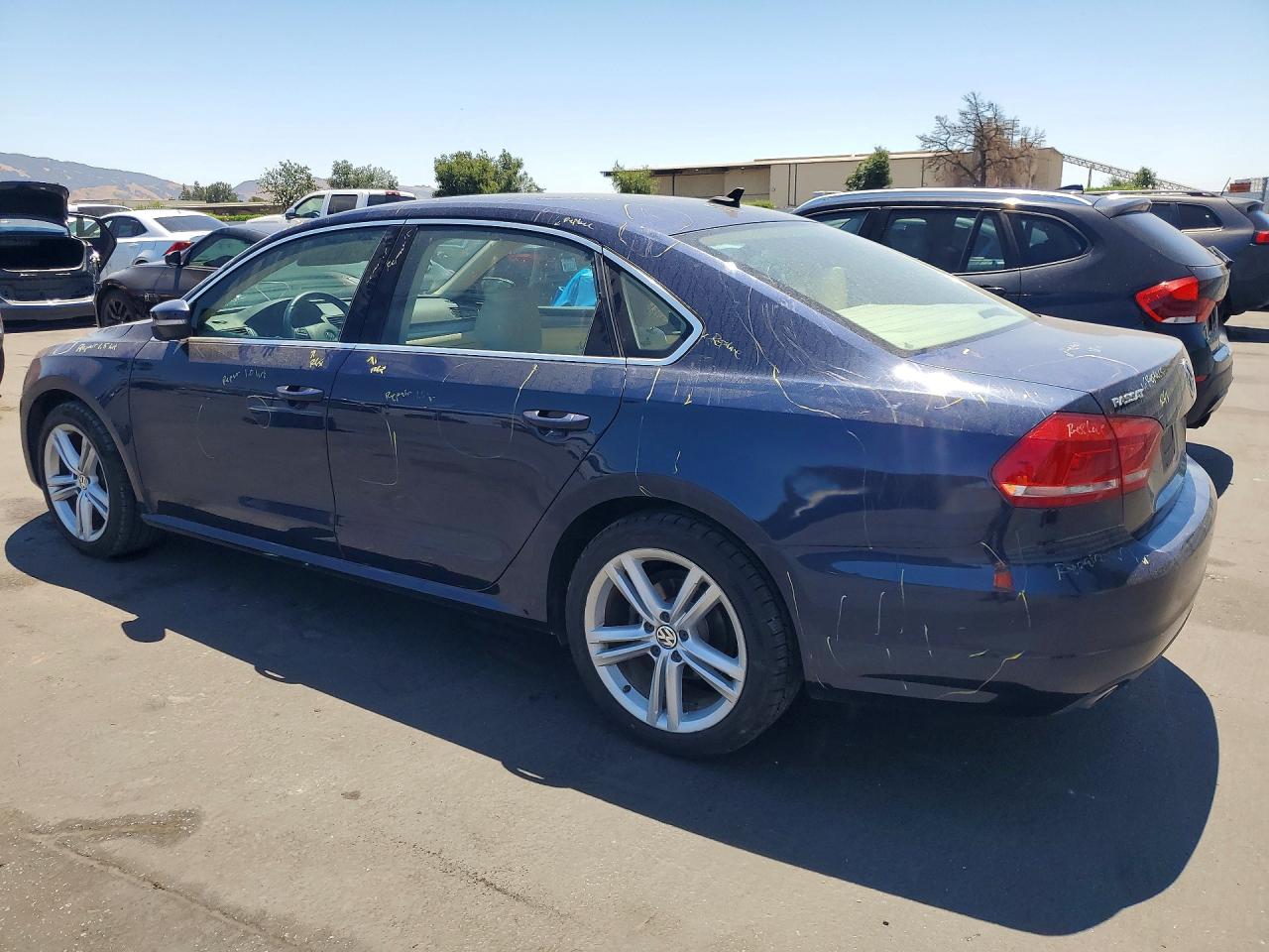 2014 Volkswagen Passat Se Blue vin: 1VWBN7A37EC052434