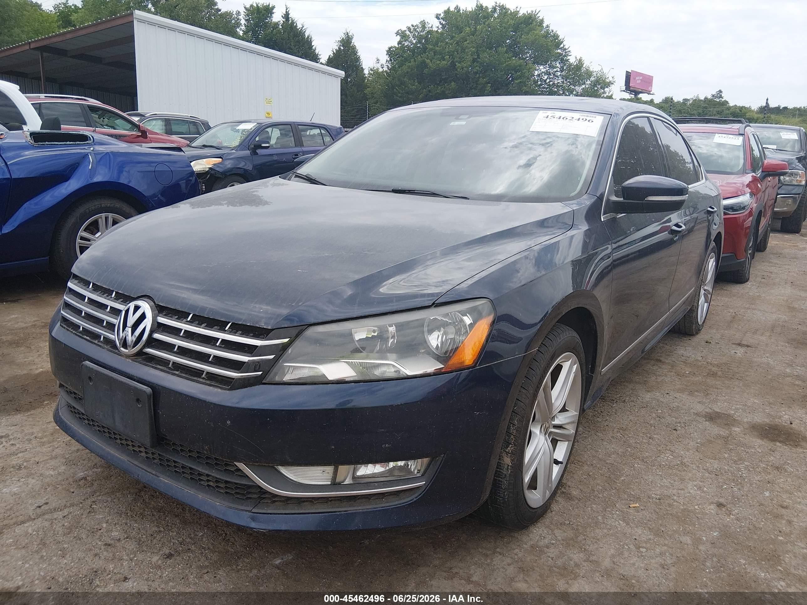 2014 Volkswagen Passat 2.0l Tdi Se Blue vin: 1VWBN7A37EC079262