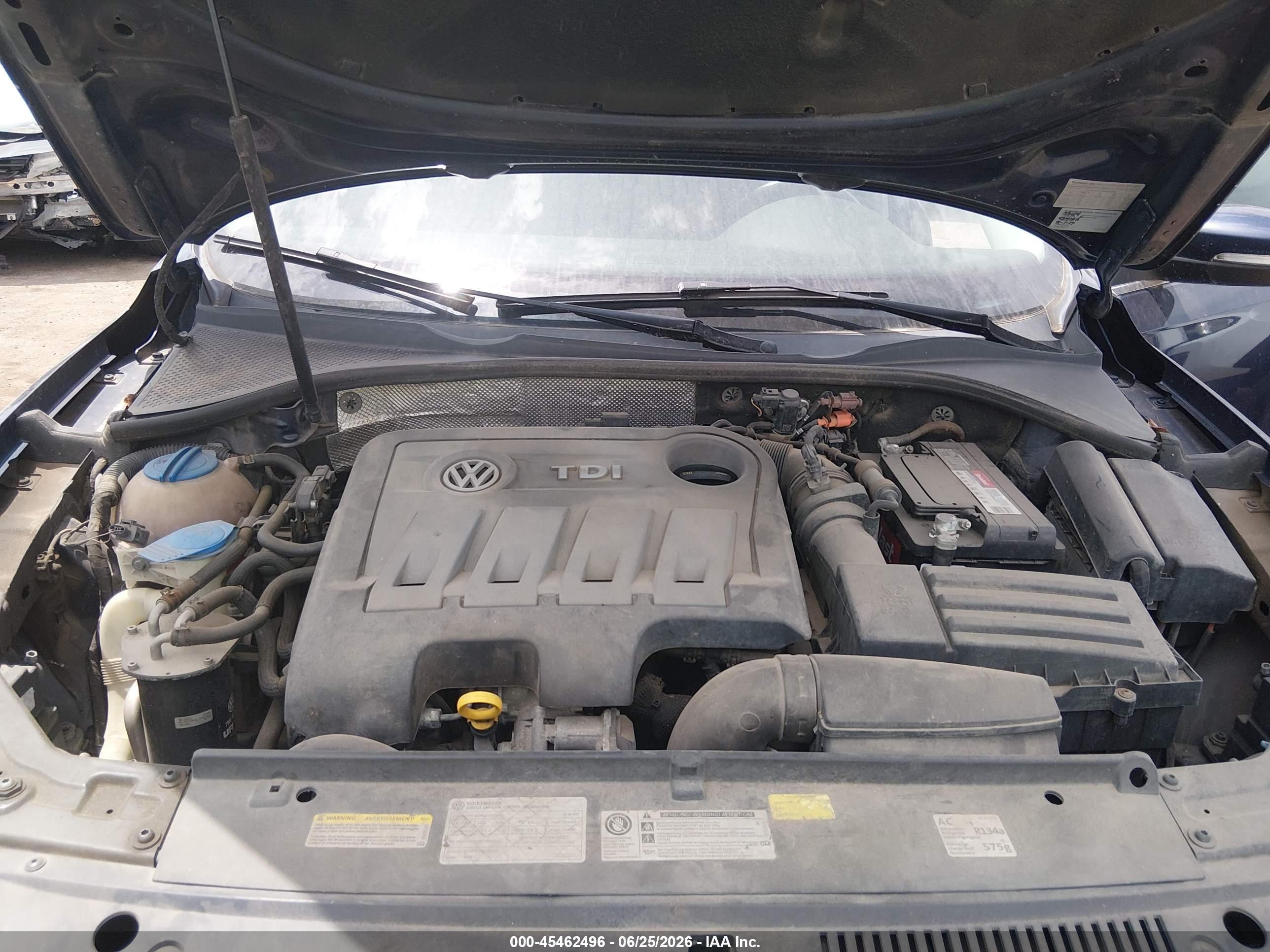 2014 Volkswagen Passat 2.0l Tdi Se Blue vin: 1VWBN7A37EC079262
