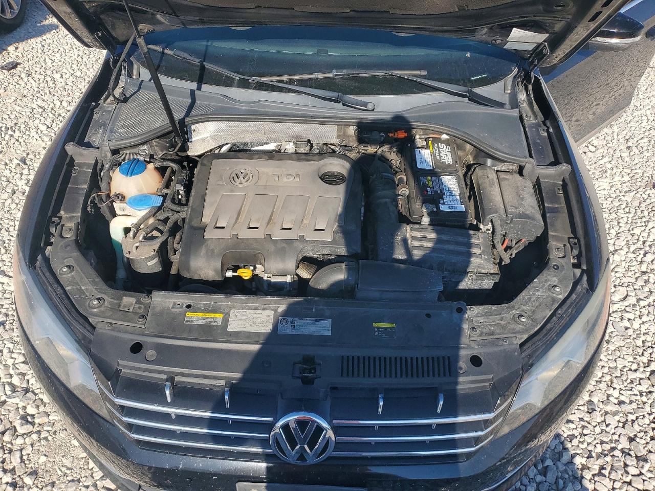 2014 Volkswagen Passat Se Черный vin: 1VWBN7A37EC100837