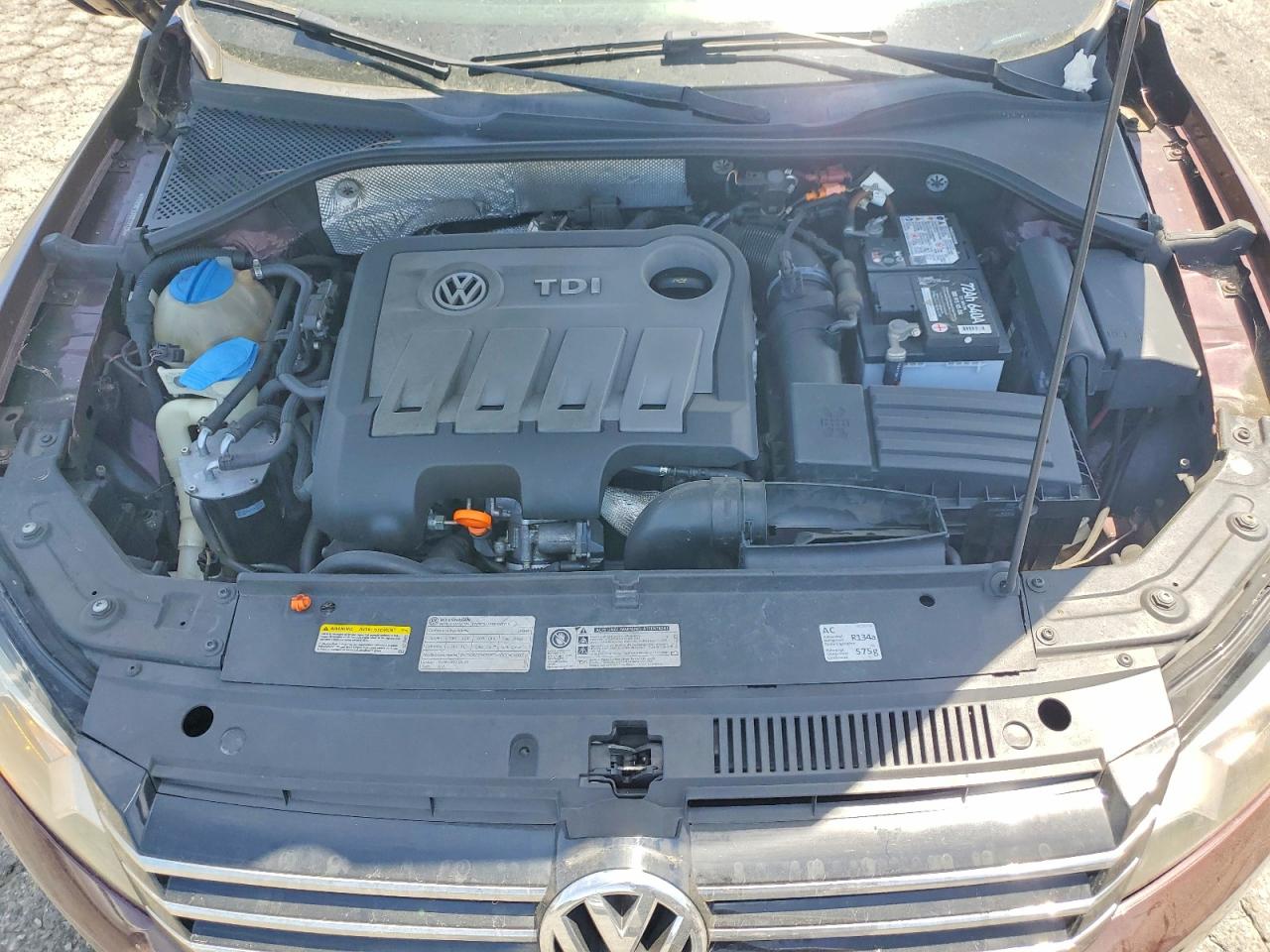 2013 Volkswagen Passat Se Burgundy vin: 1VWBN7A38DC031235