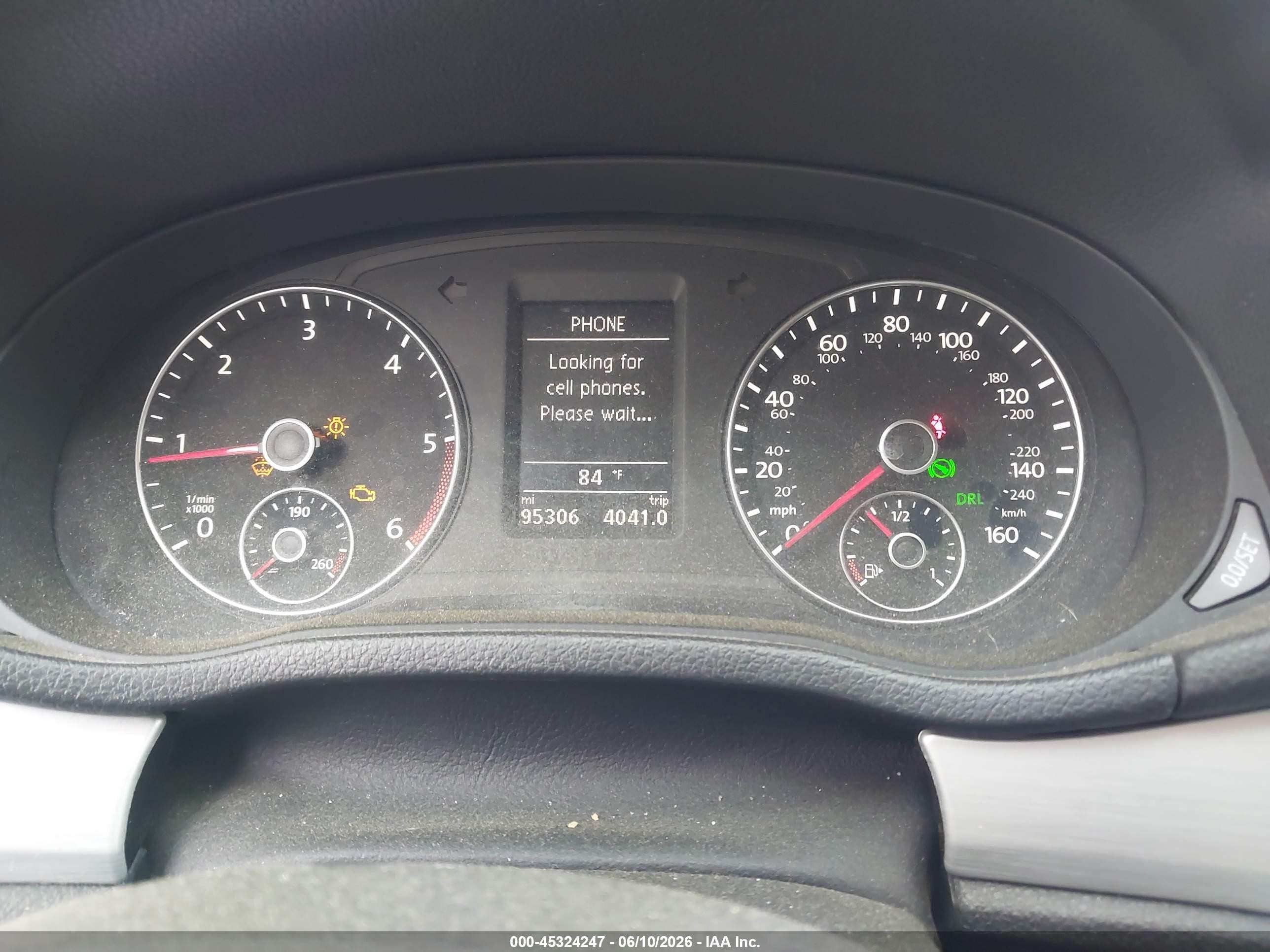2013 Volkswagen Passat 2.0l Tdi Se Burgundy vin: 1VWBN7A38DC054305