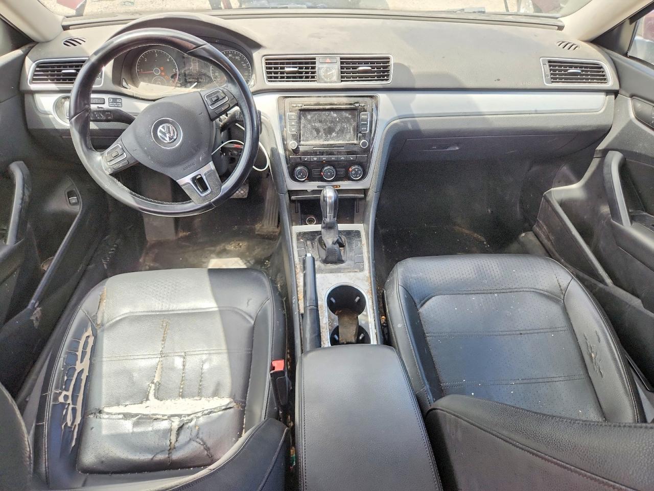 2013 Volkswagen Passat Se Темно-бордовый vin: 1VWBN7A38DC059195