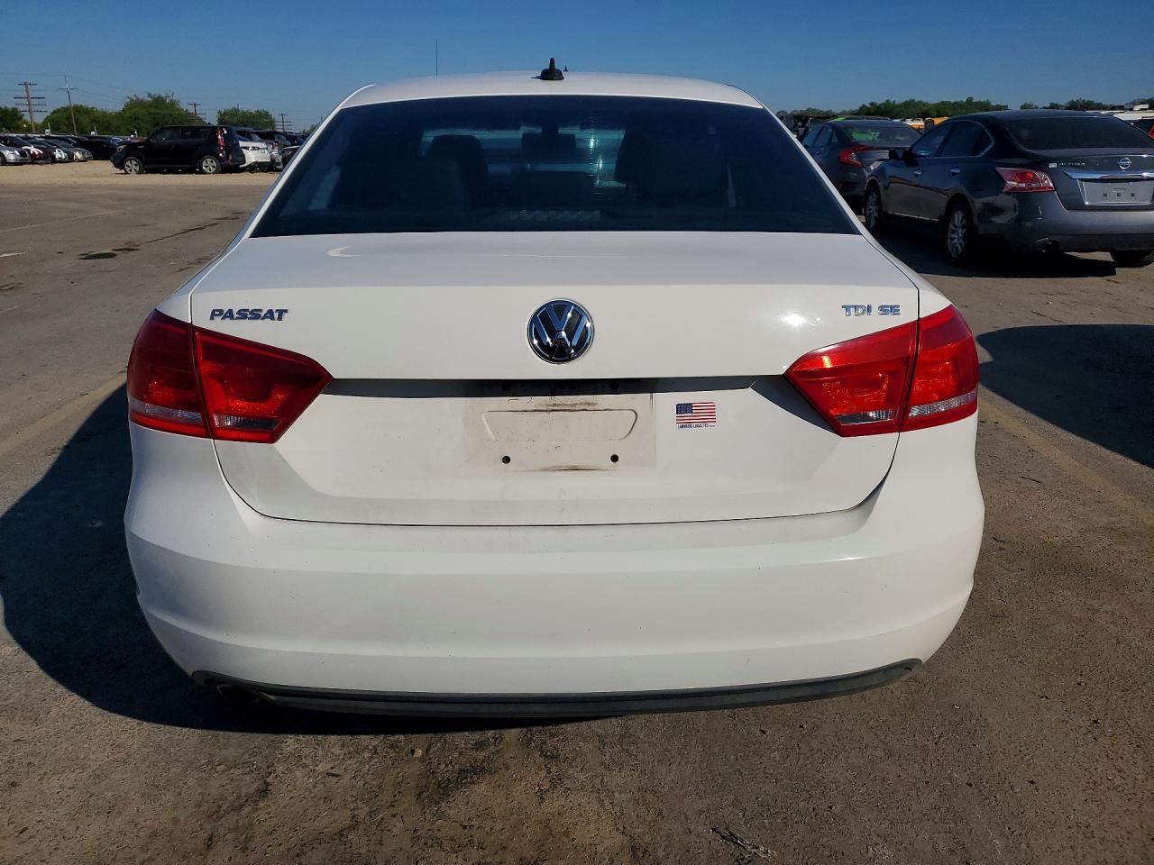 2014 Volkswagen Passat Se White vin: 1VWBN7A38EC097253