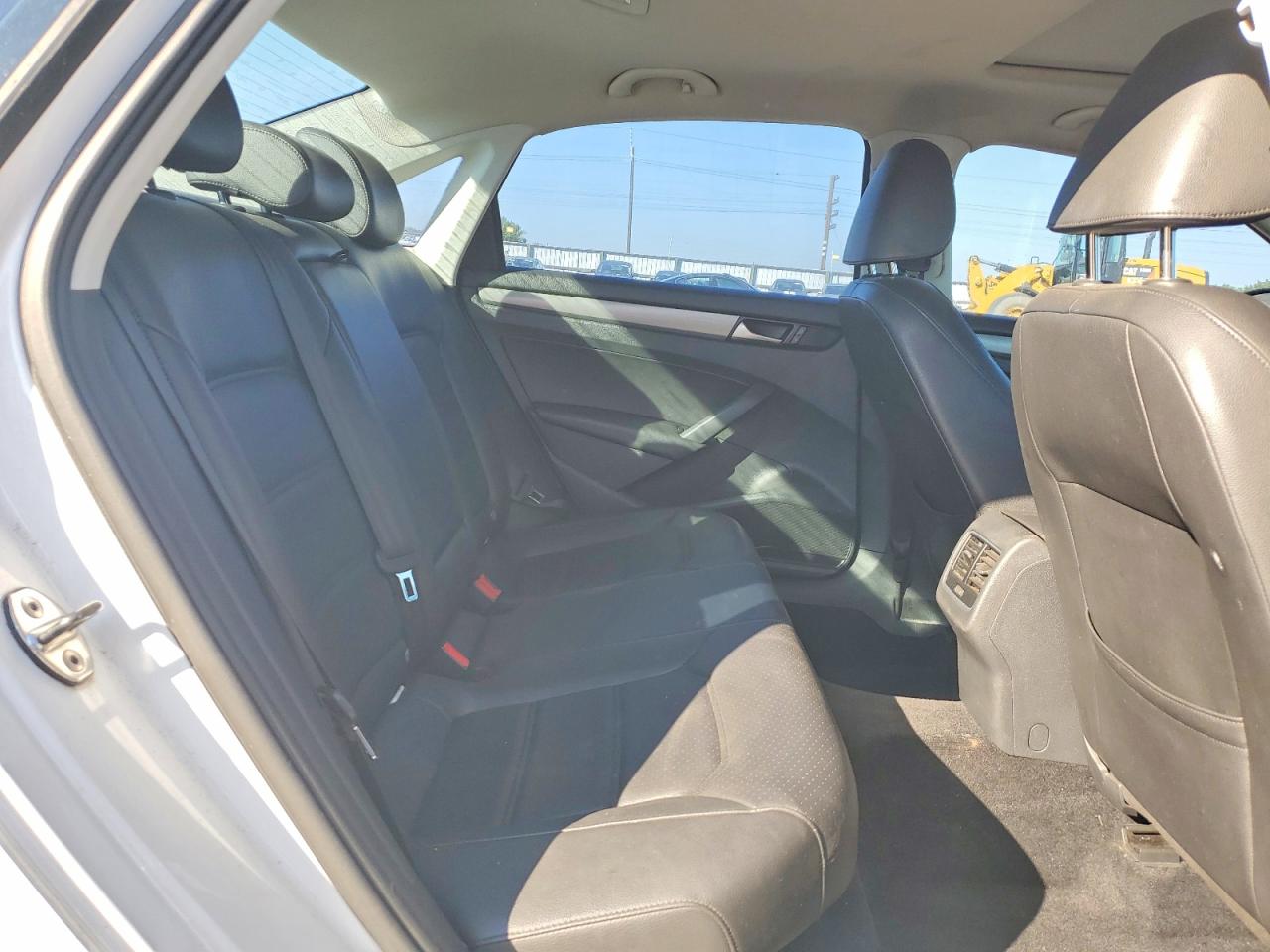 2014 Volkswagen Passat Se White vin: 1VWBN7A38EC097253