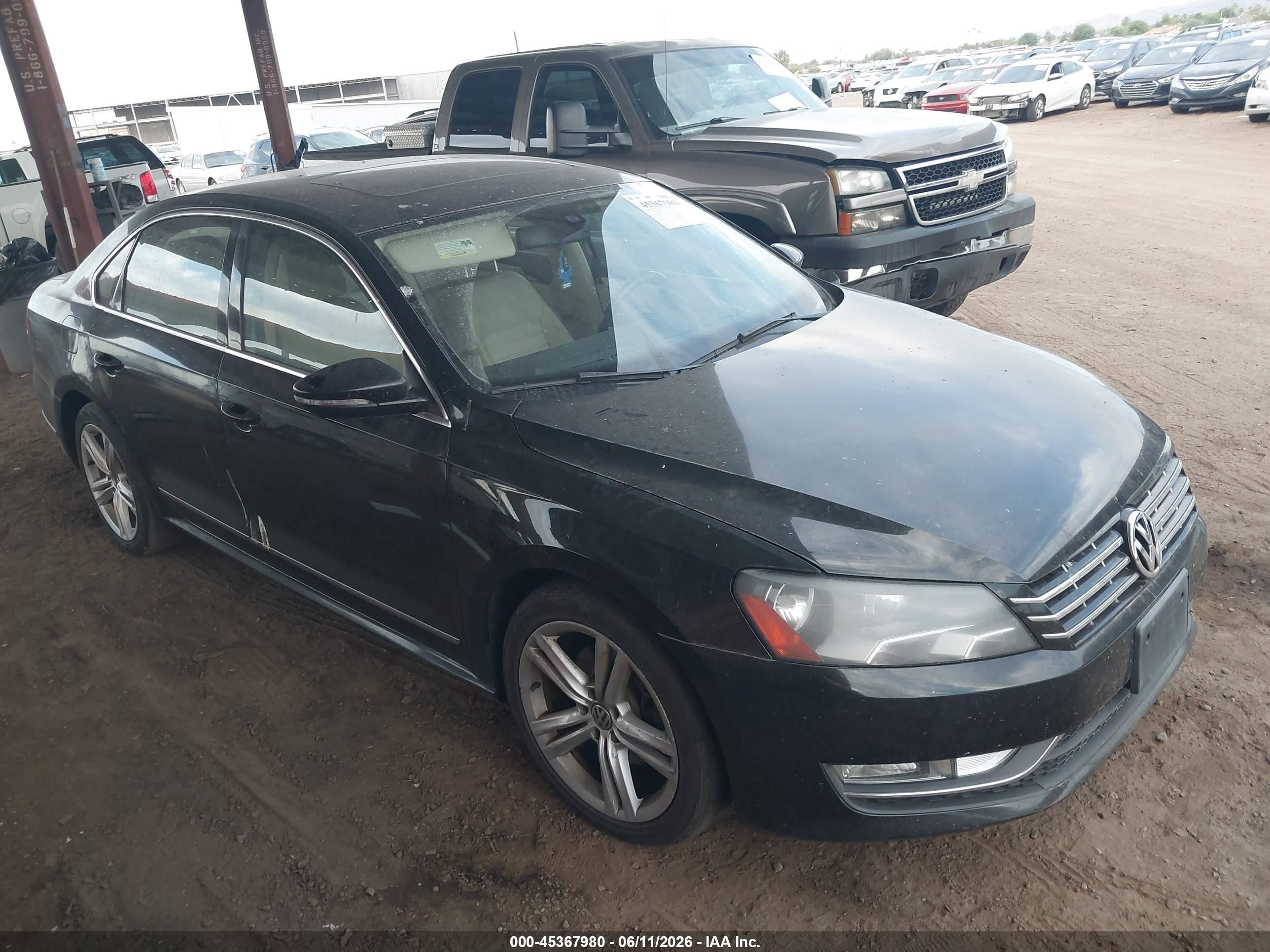 2012 Volkswagen Passat 2.0l Tdi Se Black vin: 1VWBN7A39CC017343