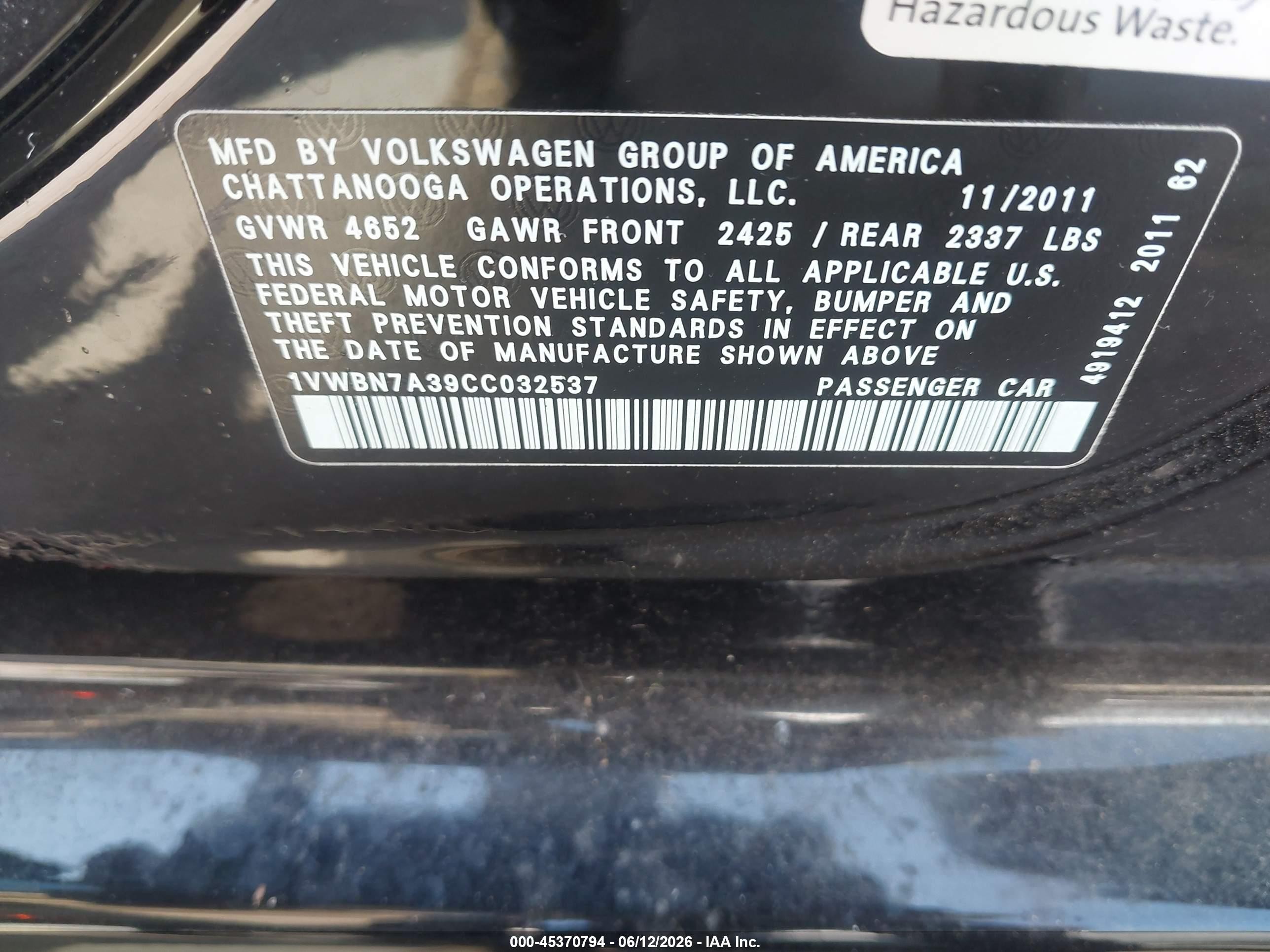 2012 Volkswagen Passat 2.0l Tdi Se Black vin: 1VWBN7A39CC032537