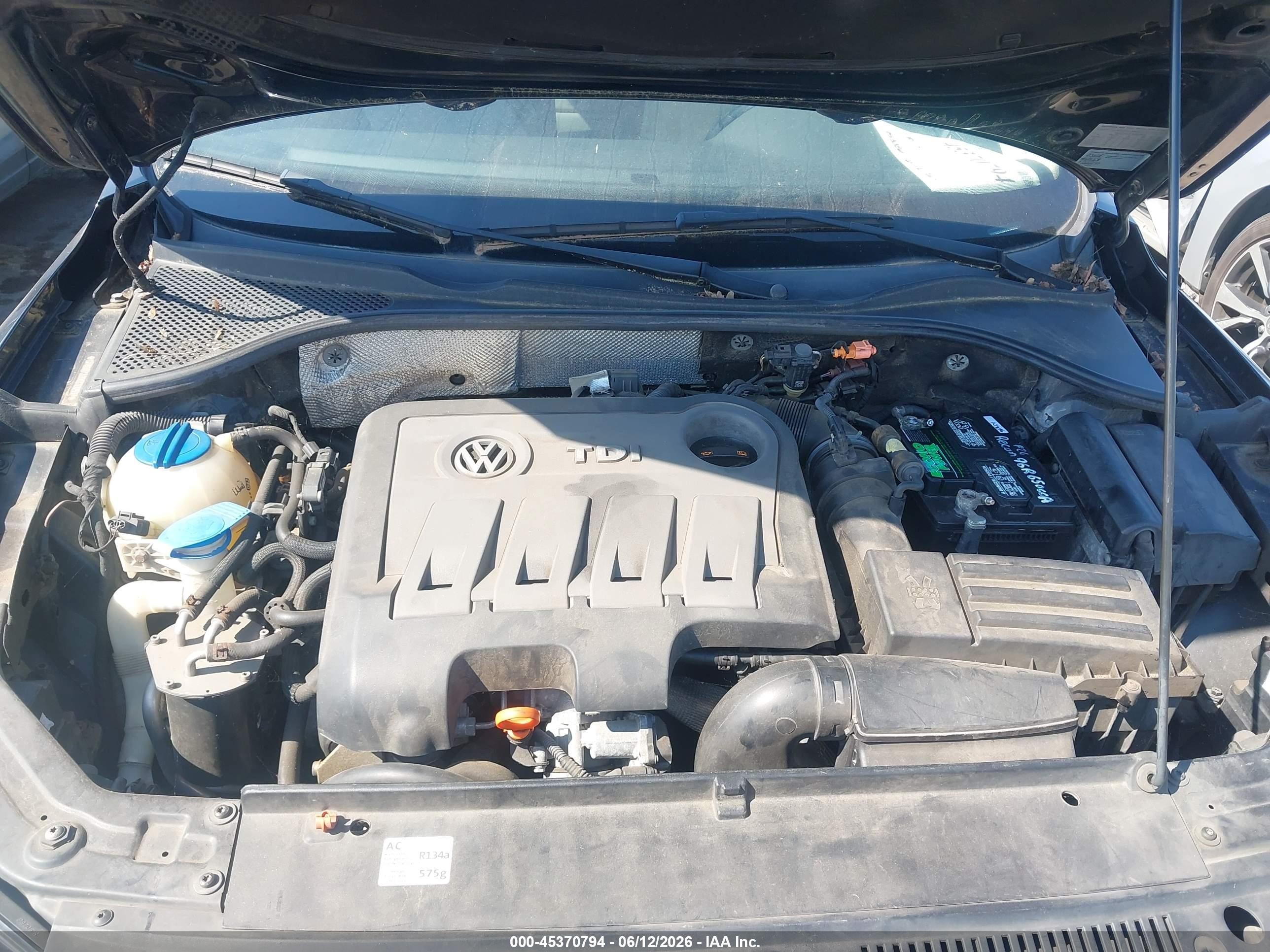 2012 Volkswagen Passat 2.0l Tdi Se Black vin: 1VWBN7A39CC032537