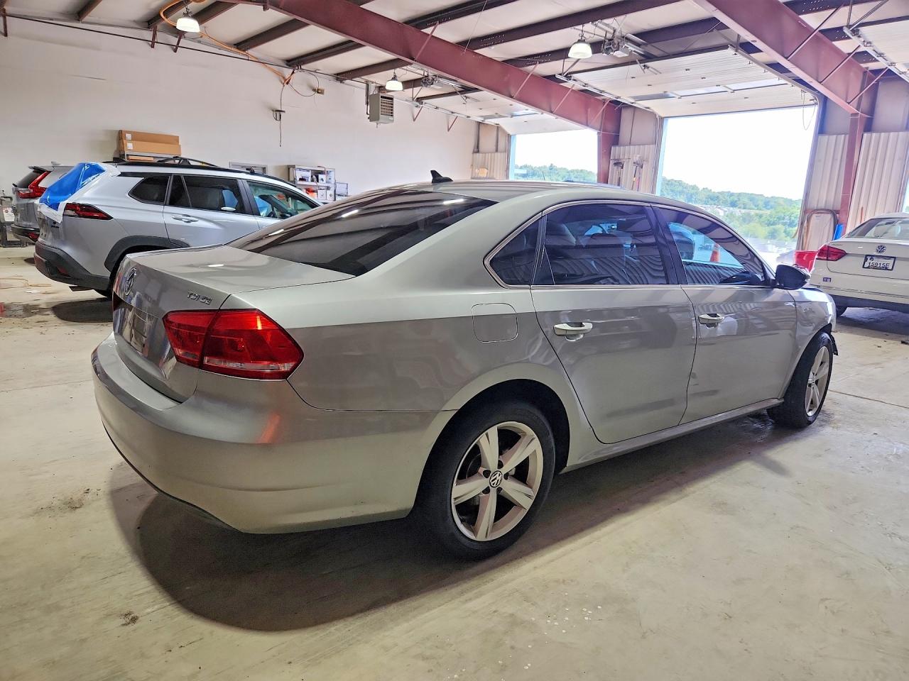 2012 Volkswagen Passat Se Silver vin: 1VWBN7A39CC034823