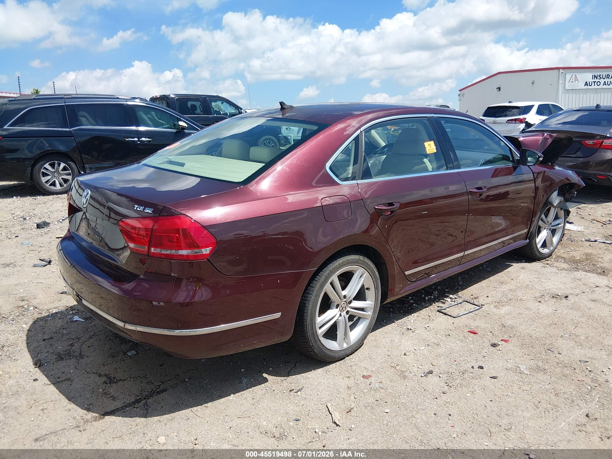 2012 Volkswagen Passat 2.0l Tdi Se Burgundy vin: 1VWBN7A39CC067563