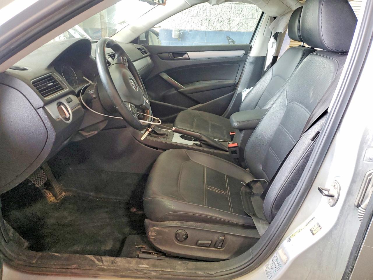 2013 Volkswagen Passat Se Silver vin: 1VWBN7A39DC038842