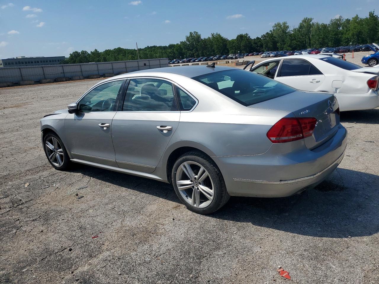 2014 Volkswagen Passat Se Gray vin: 1VWBN7A39EC004157