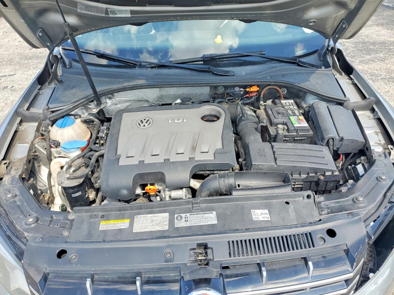 2014 Volkswagen Passat Se Gray vin: 1VWBN7A39EC004157