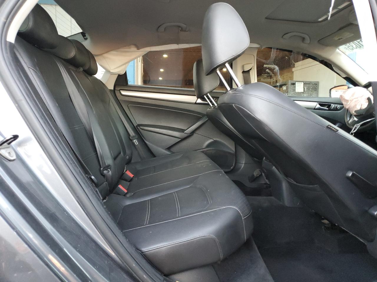 2014 Volkswagen Passat Se Gray vin: 1VWBN7A39EC013604