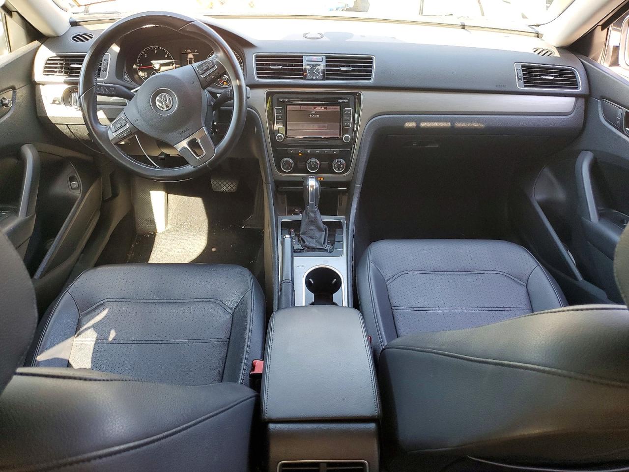 2014 Volkswagen Passat Se Gray vin: 1VWBN7A39EC050796