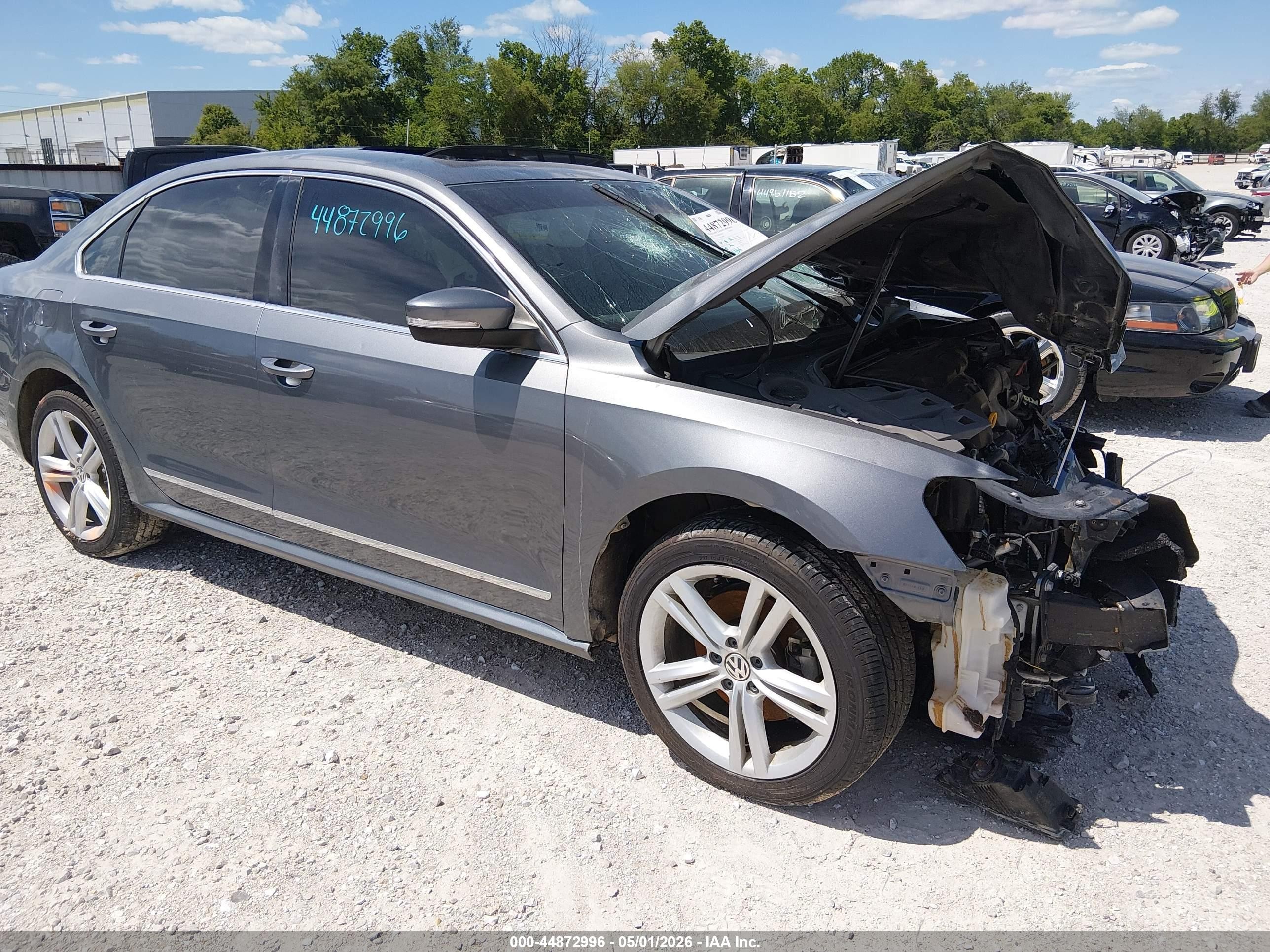 1VWBN7A39EC085094