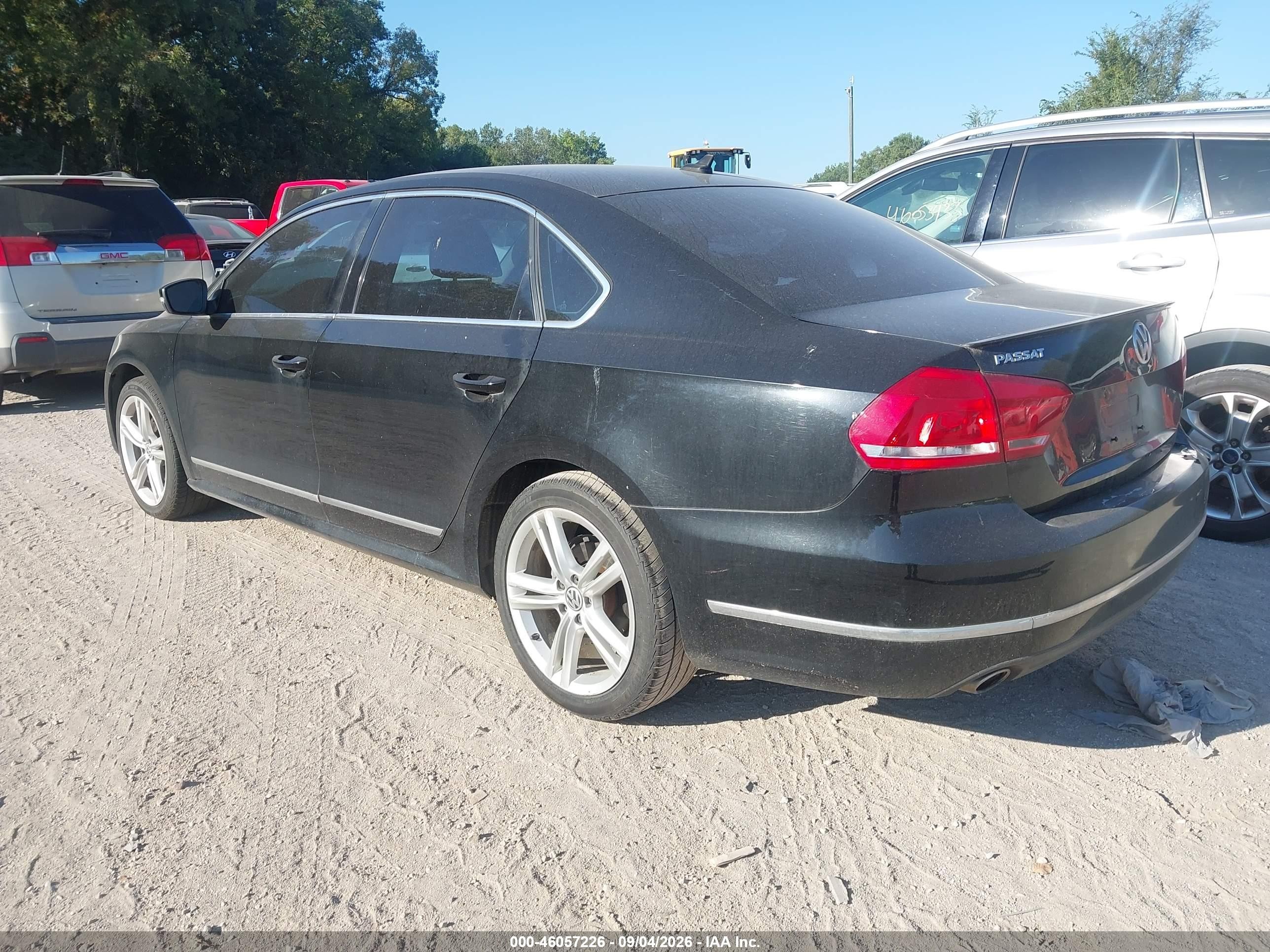 2014 Volkswagen Passat 2.0l Tdi Se Черный vin: 1VWBN7A39EC087220