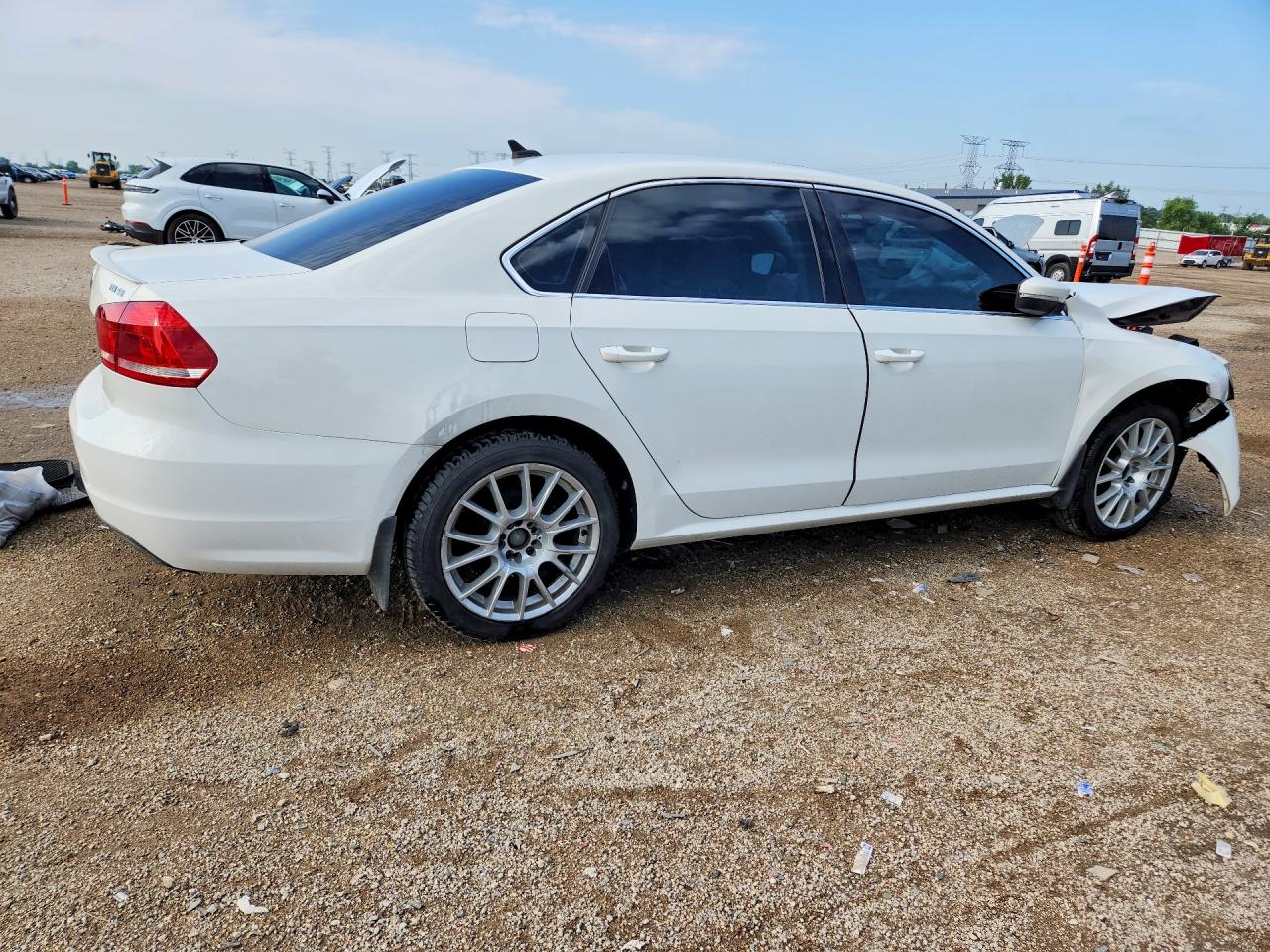 2014 Volkswagen Passat Se White vin: 1VWBN7A39EC118515