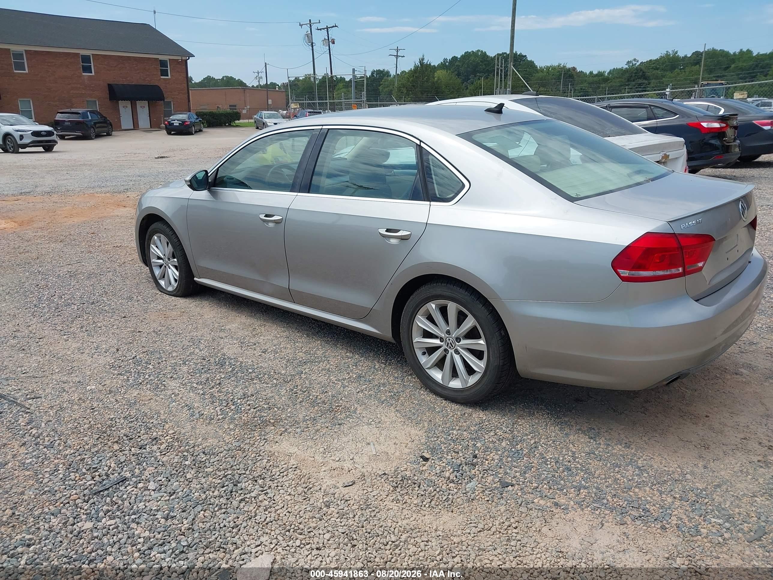 2012 Volkswagen Passat 2.0l Tdi Se Silver vin: 1VWBN7A3XCC074263