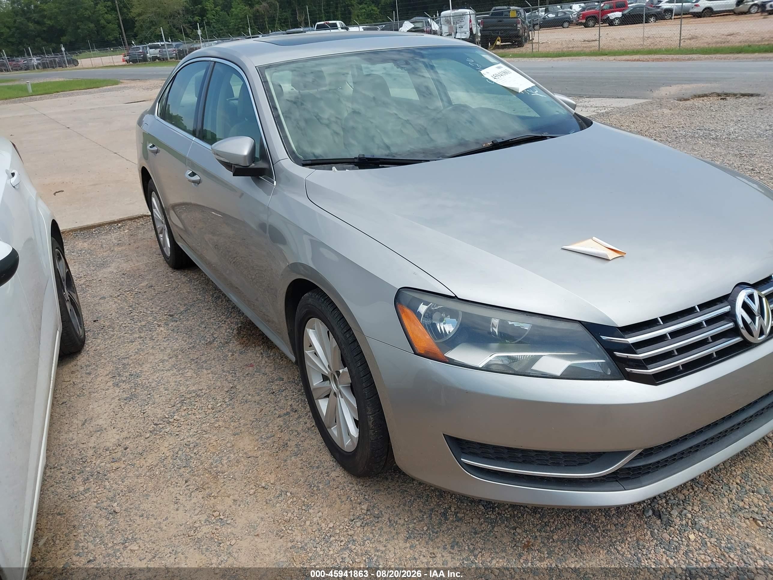 2012 Volkswagen Passat 2.0l Tdi Se Silver vin: 1VWBN7A3XCC074263