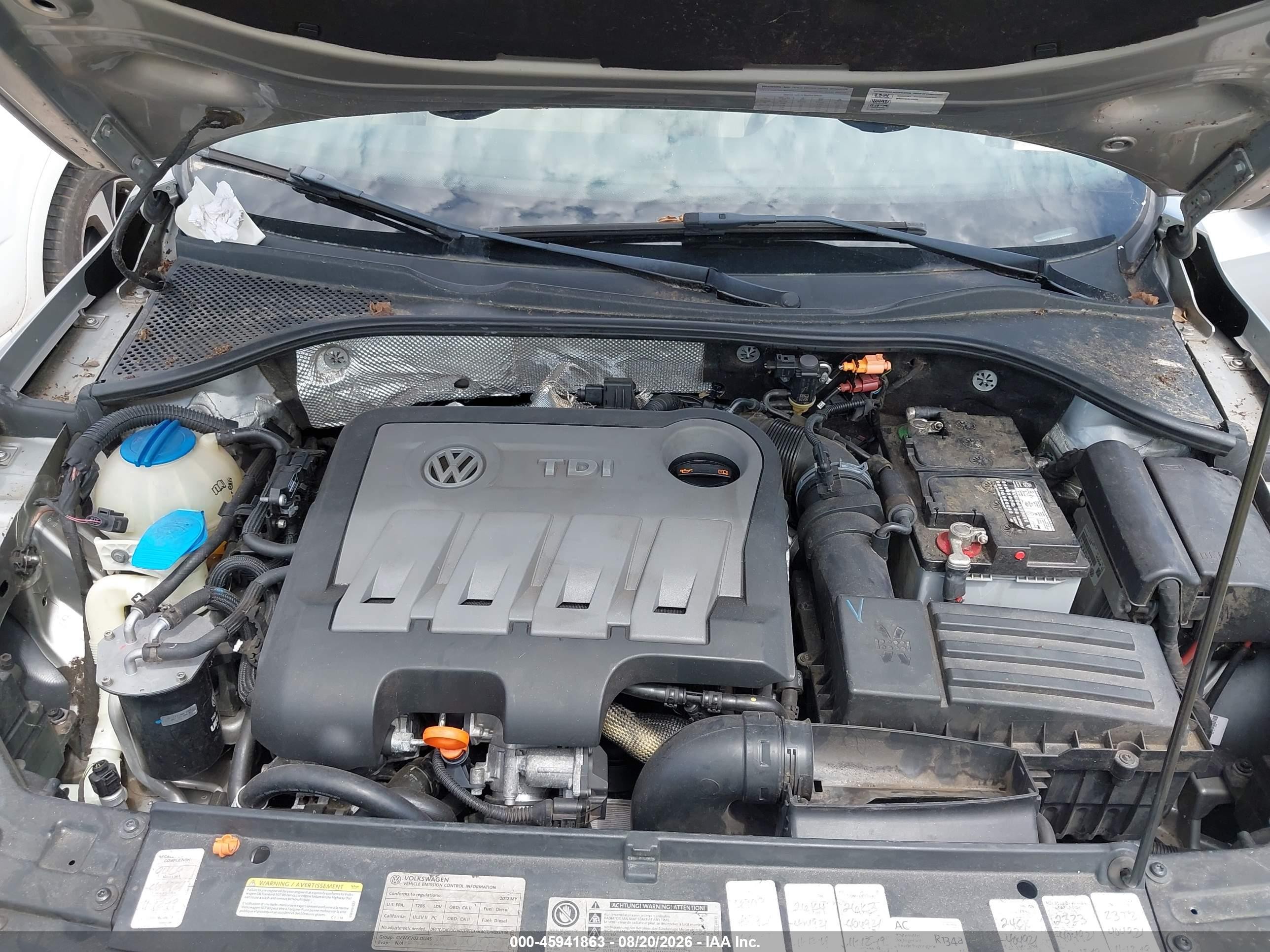 2012 Volkswagen Passat 2.0l Tdi Se Silver vin: 1VWBN7A3XCC074263