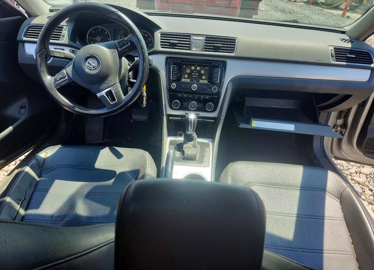 2013 Volkswagen Passat Se Серебряный vin: 1VWBN7A3XDC049218