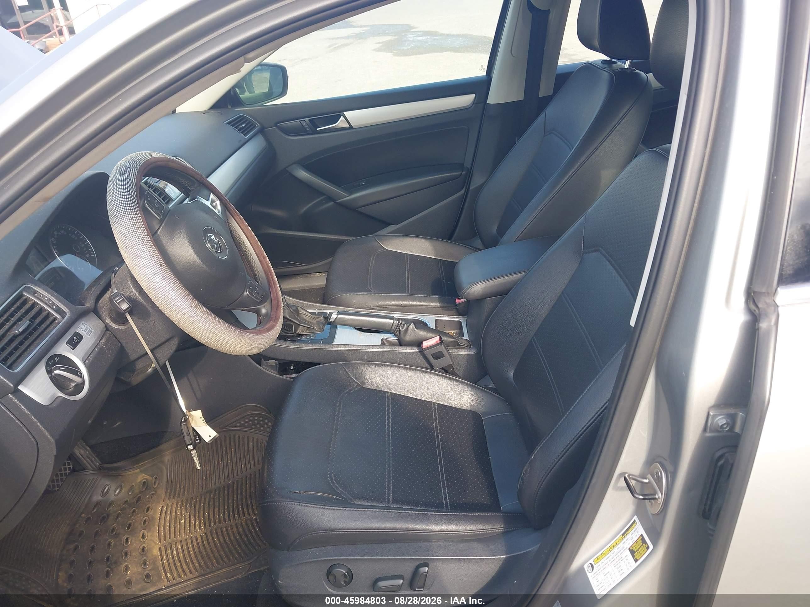 2013 Volkswagen Passat 2.0l Tdi Se Silver vin: 1VWBN7A3XDC141252