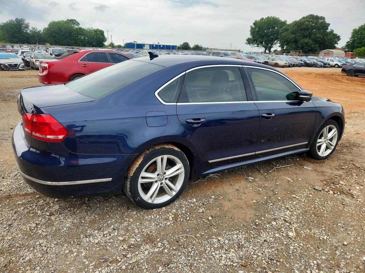 2014 Volkswagen Passat Se Синий vin: 1VWBN7A3XEC003017