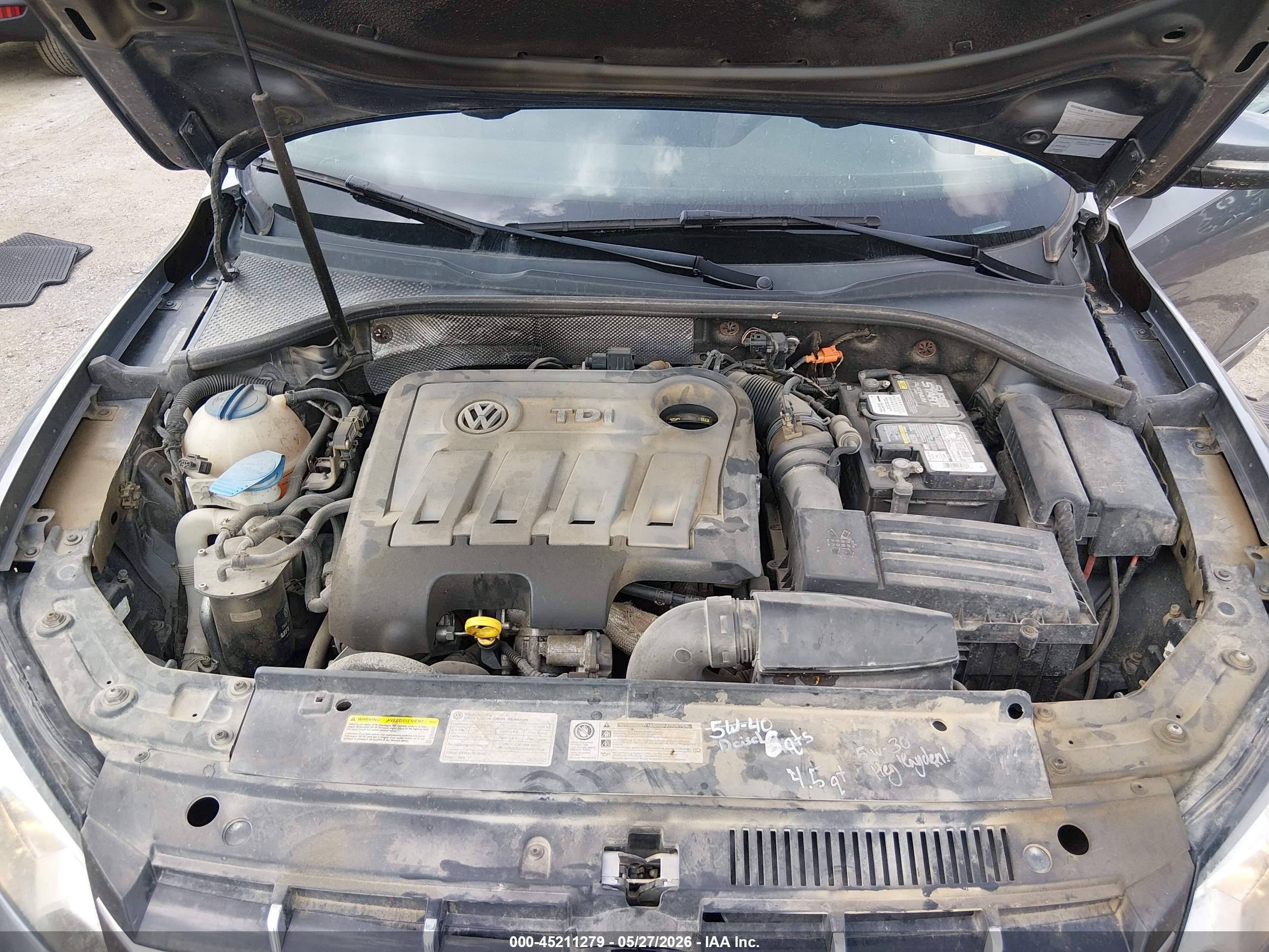 2014 Volkswagen Passat 2.0l Tdi Se Gray vin: 1VWBN7A3XEC069048