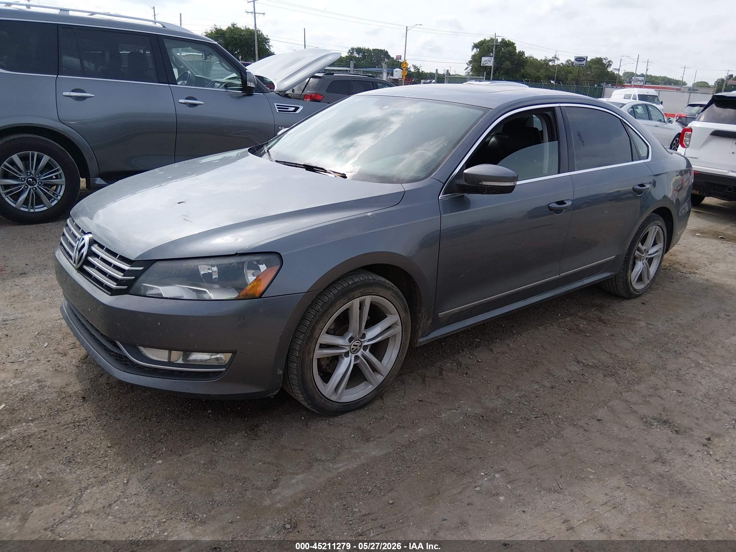 2014 Volkswagen Passat 2.0l Tdi Se Gray vin: 1VWBN7A3XEC069048