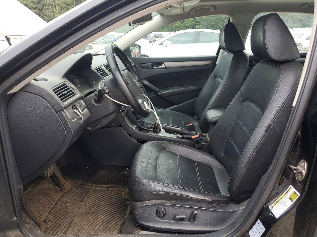 2014 Volkswagen Passat Se Black vin: 1VWBN7A3XEC104803