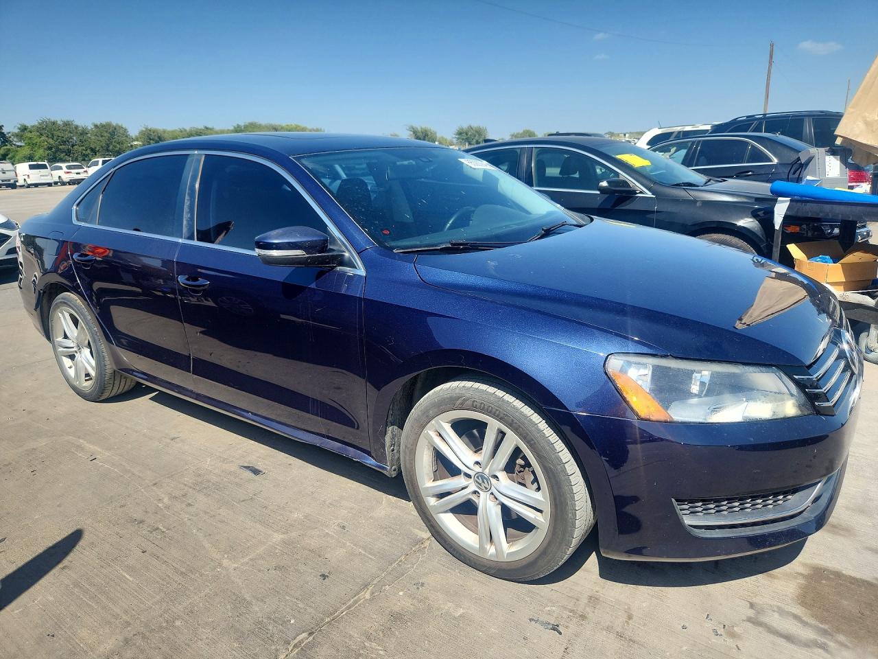 2014 Volkswagen Passat Se Blue vin: 1VWBN7A3XEC105899