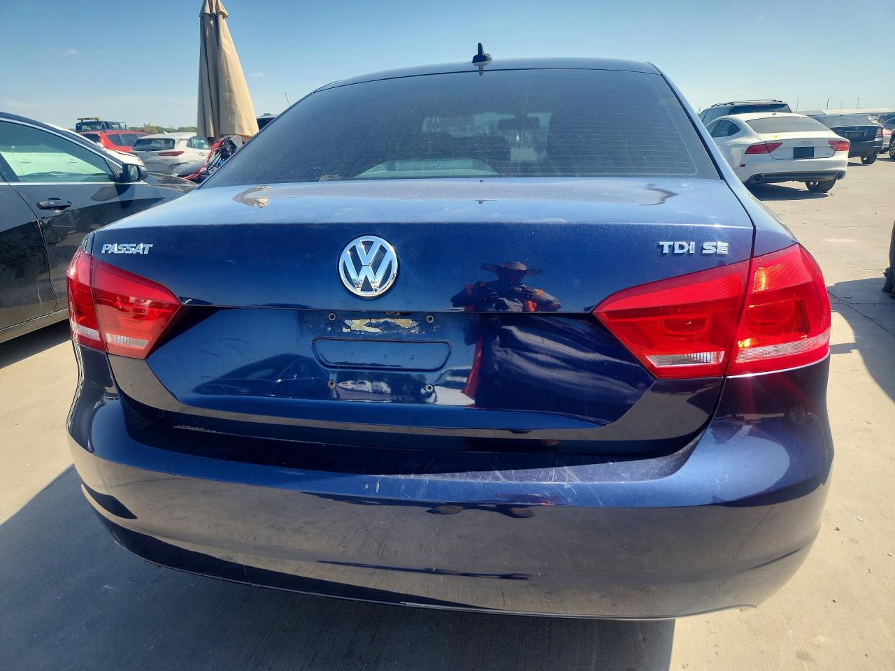 2014 Volkswagen Passat Se Blue vin: 1VWBN7A3XEC105899