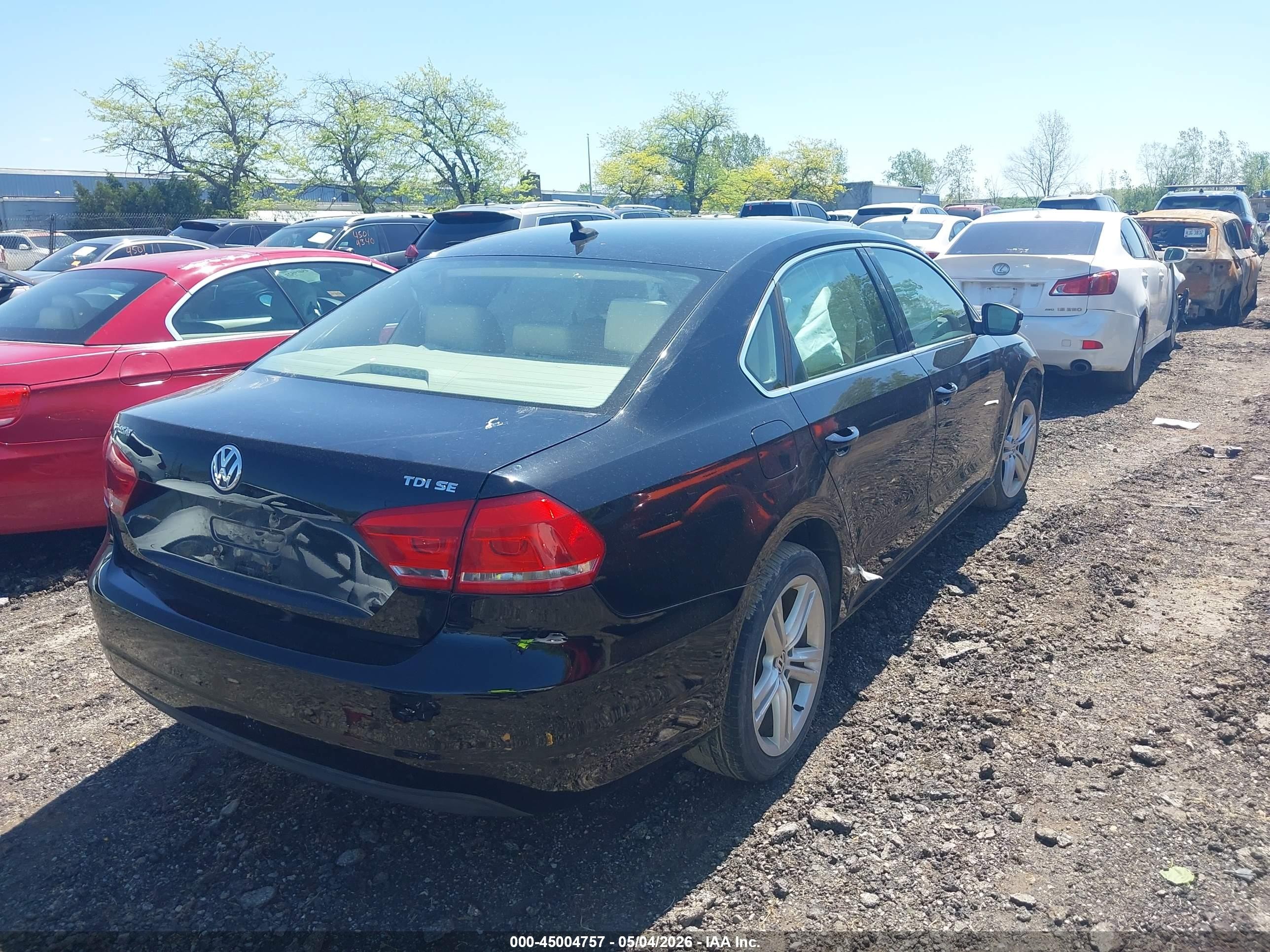 2014 Volkswagen Passat 2.0l Tdi Se Black vin: 1VWBN7A3XEC107975